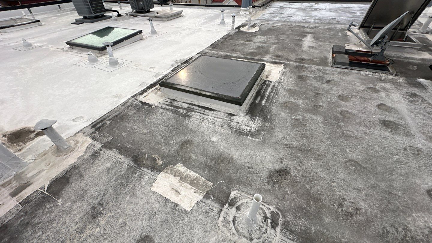 Alexandria: Carlisle Syntec TPO Flat Roof Installation by RM Banning, Inc.