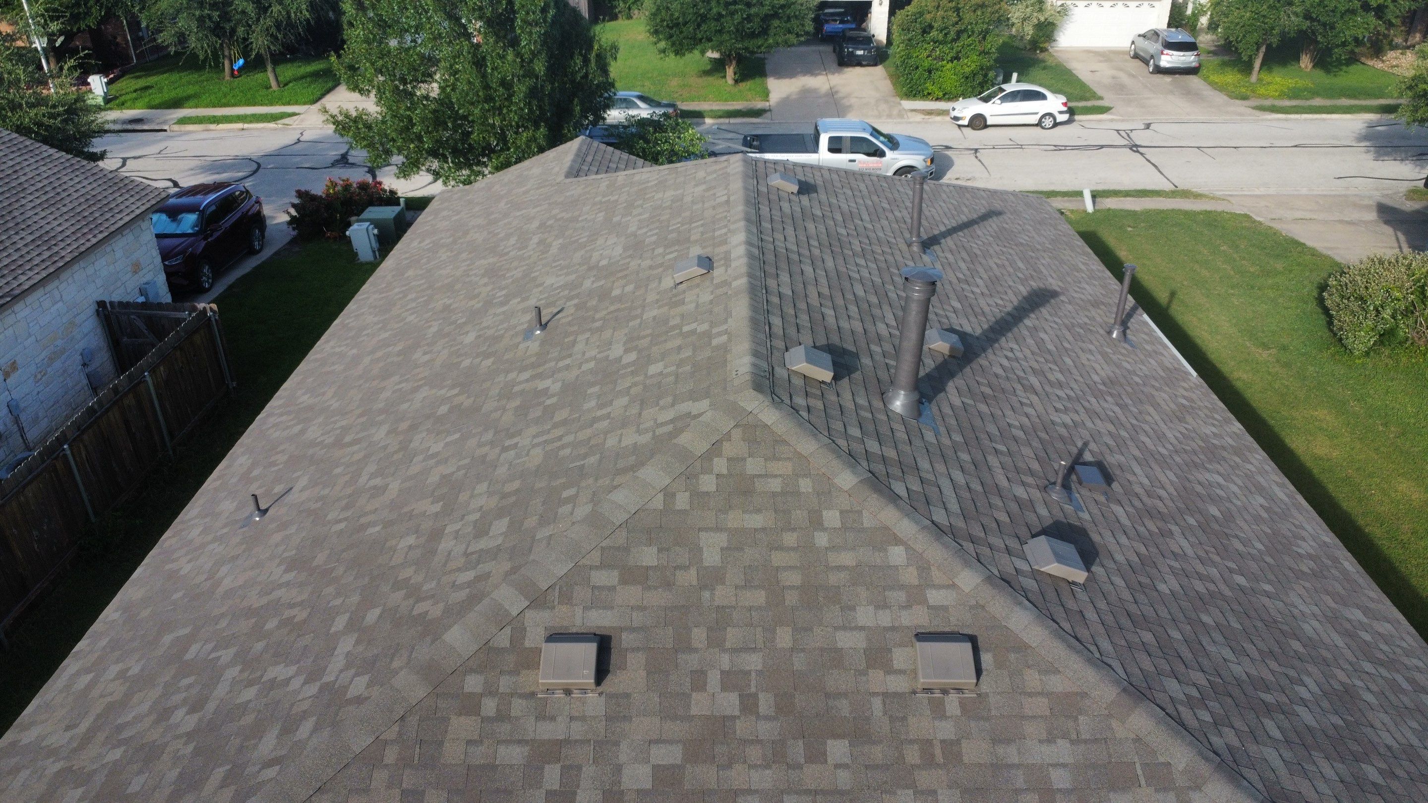 Residential Roofing Installation using Owens Corning Oakridge by Kstylez Roofing & Construction