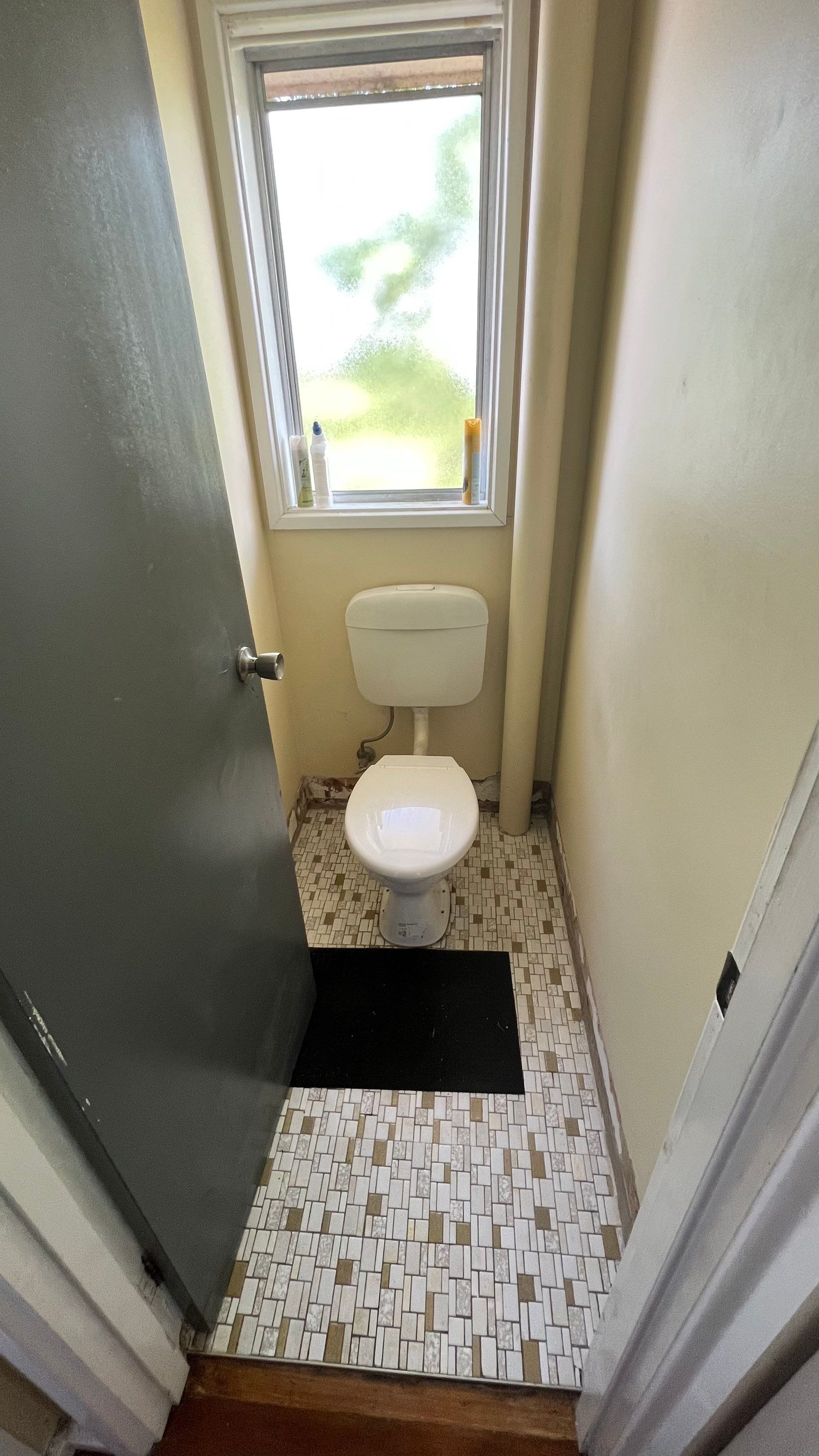 Bathroom & Toilet Renovation by Re-seal Bathrooms