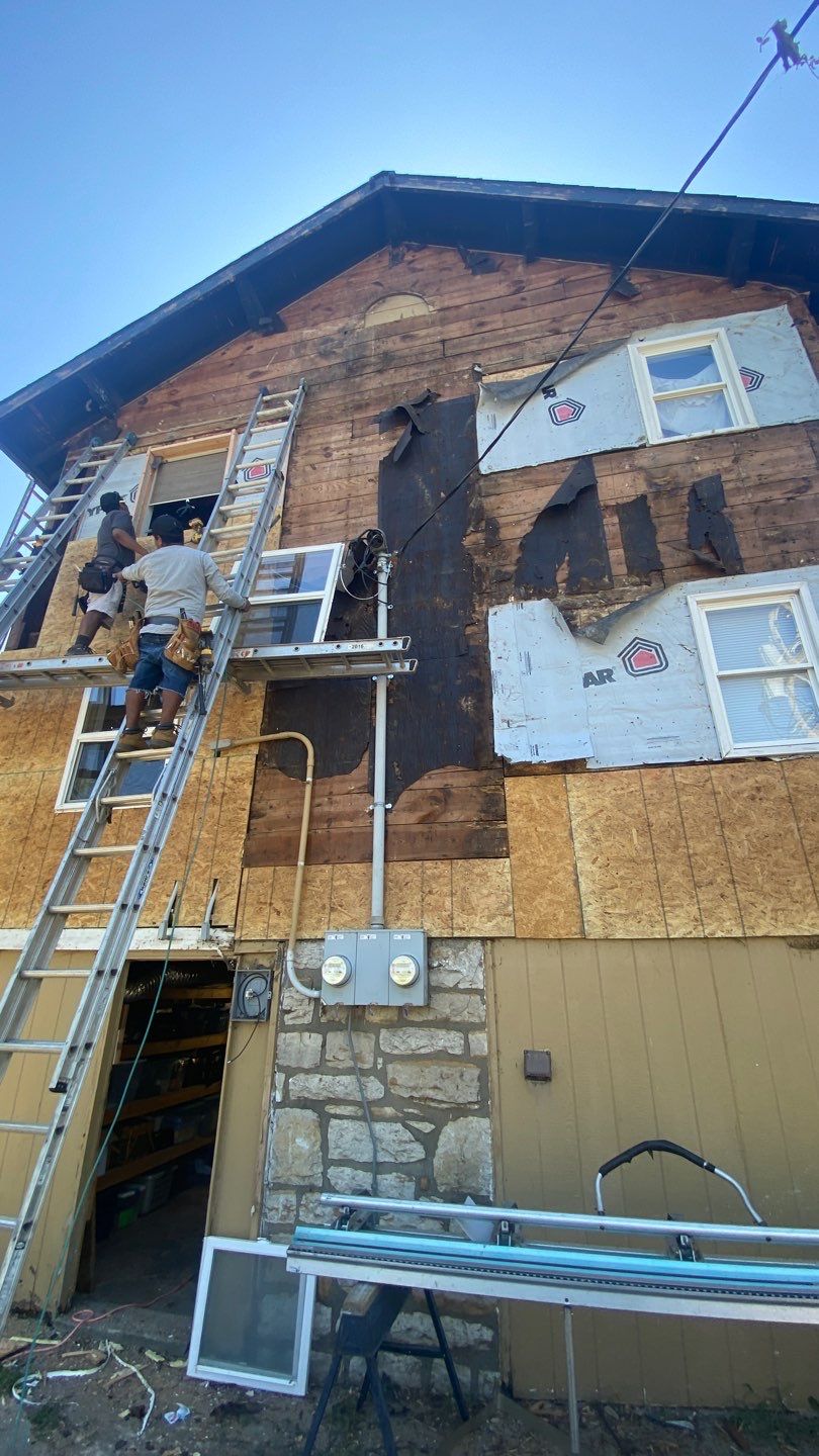 Siding Installation using Elm Grove by EEC  Windows, Siding & Roofing 