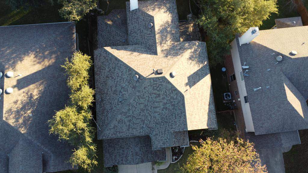 Driftwood - Owens Corning TruDefinition Duration by RoofsOnly.com