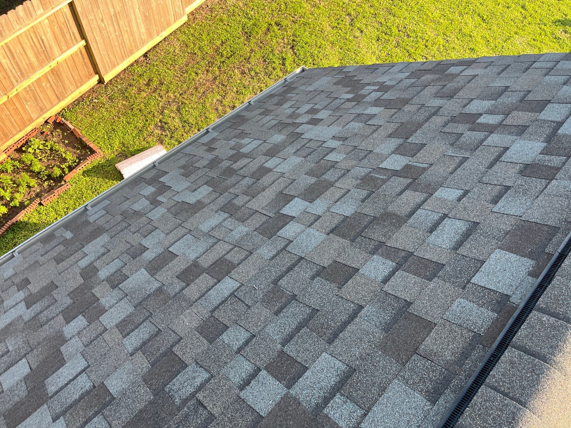 Residential Roofing Installation using Owen's Corning Duration (Lifetime) Shingles by Roof Repair Company
