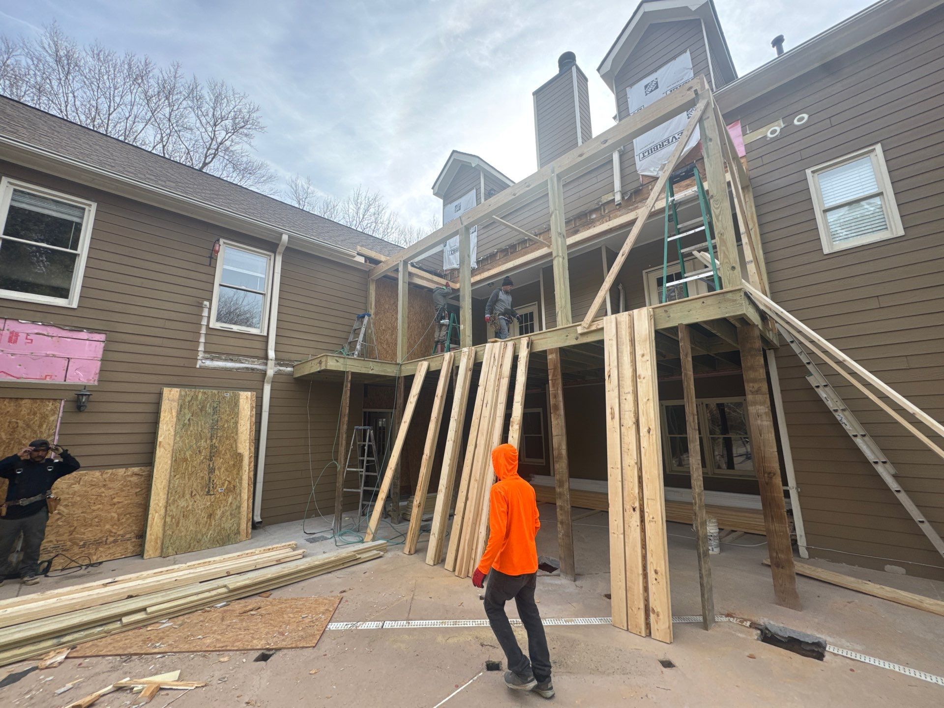 Elevated Deck and Screened-In Porch Replacement in Powder Springs by Swift Home Renovations