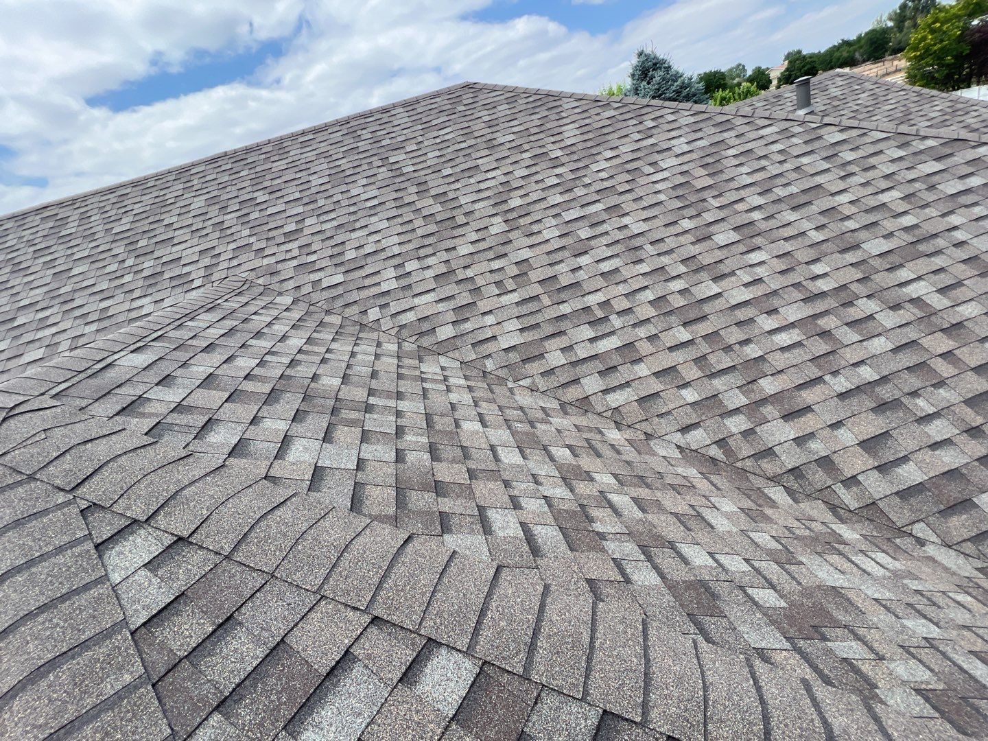 Residential Roofing Installation using Owens Corning TruDefinition - Driftwood  by A to Z Roofing