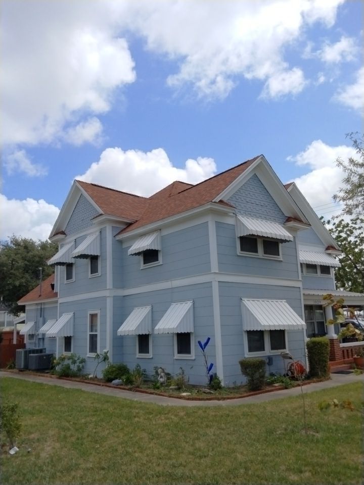 Sinton ShowStopper by Bayfront Roofing and Construction