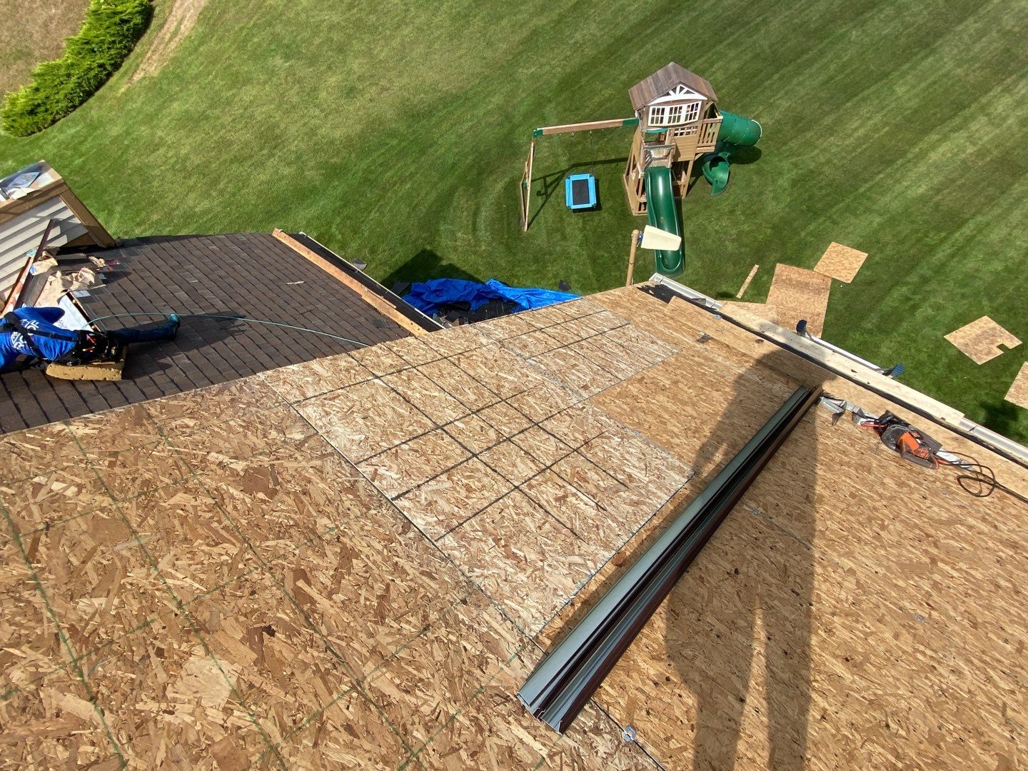 Roof Replacement using CertainTeed Landmark by 180 Contractors