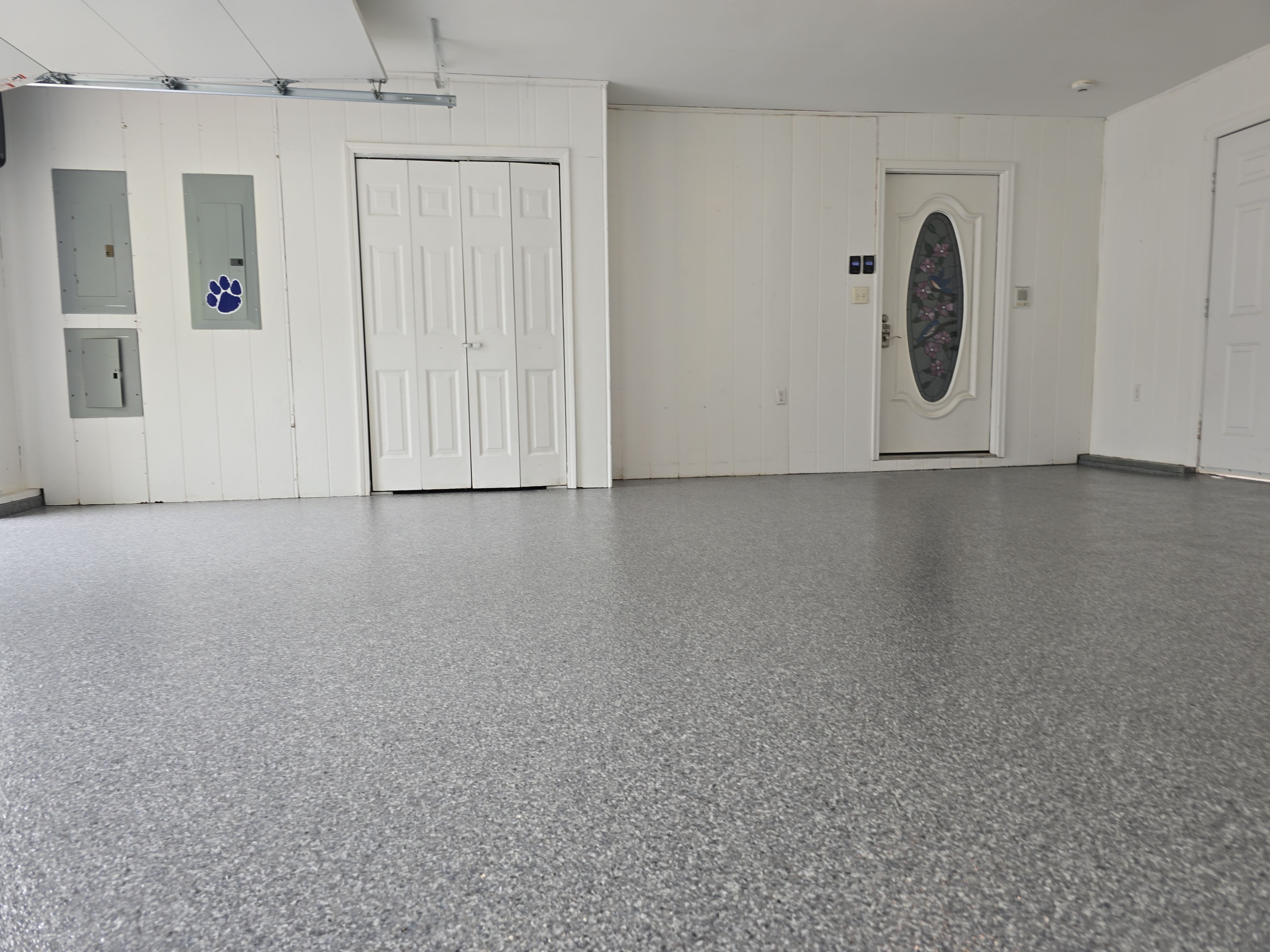 DIY Out - Beautiful Flake In! by Elite Floor Solutions