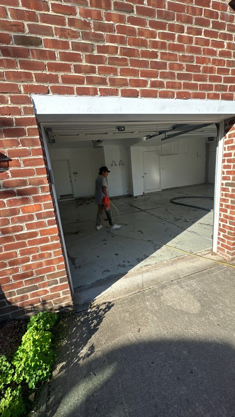 Brown Flake Project in Gibsonia by Floors in a Day, Inc