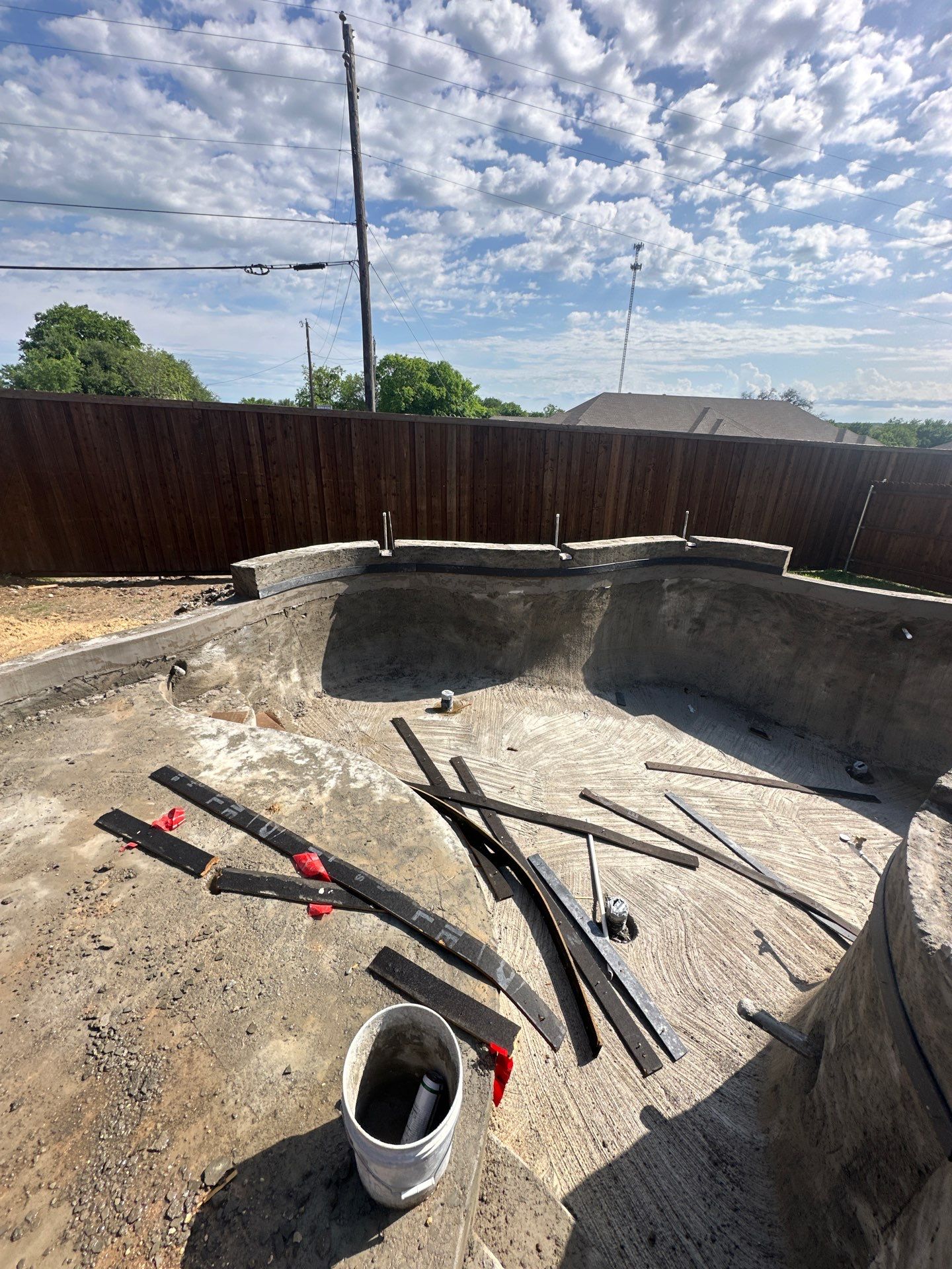 Freeform Pool with Raised Stone Spa by Pinnacle Pools and Spas - DFW