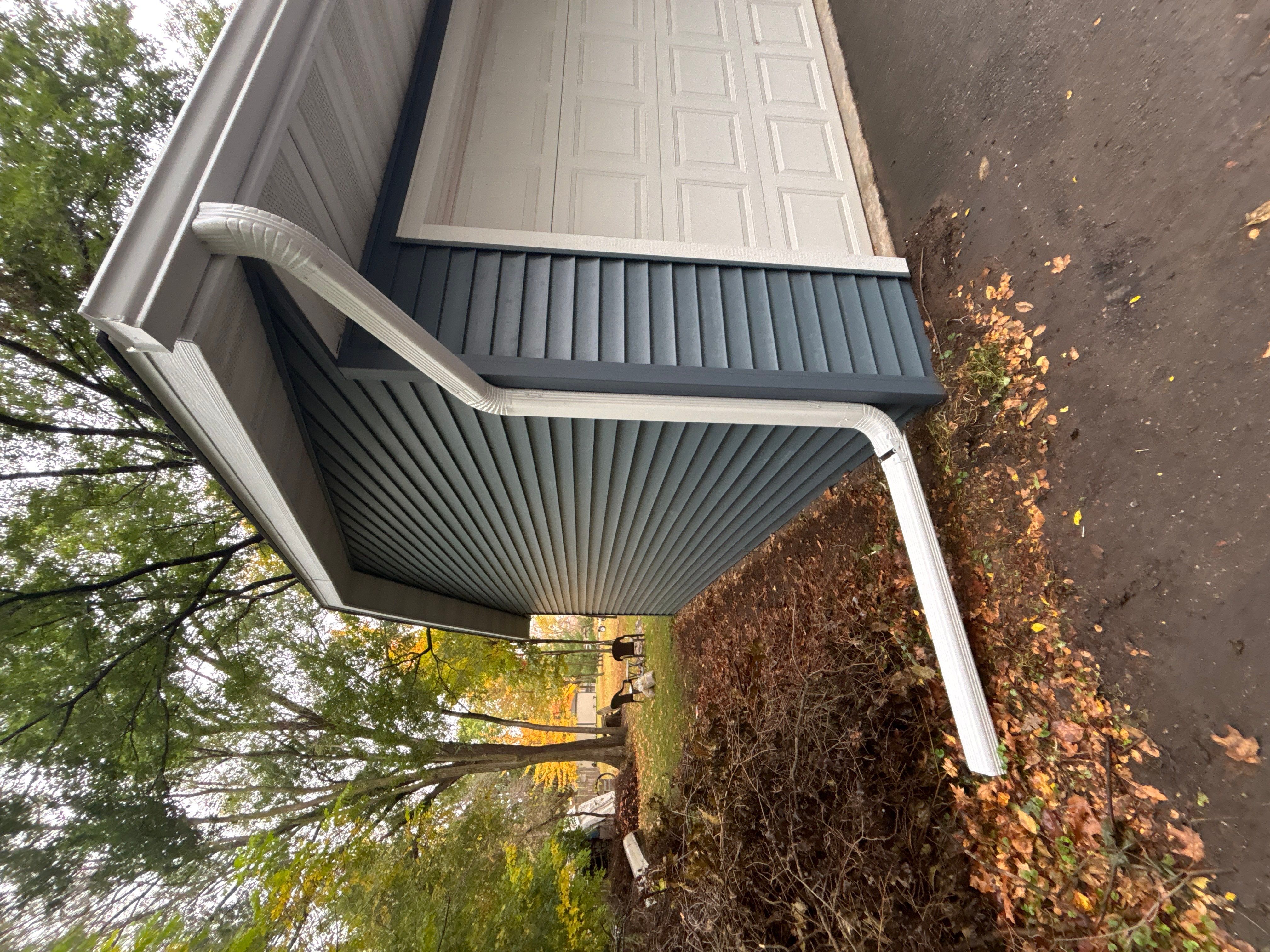 5-Inch White Seamless Gutter Installation – Big Lake, MN by Next Level Seamless Gutters / Exteriors Inc.