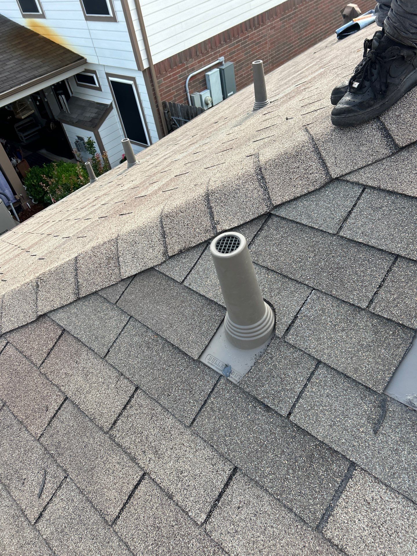 Hail Damage using Owen's Corning Duration (Lifetime) Shingles by Roof Repair Company