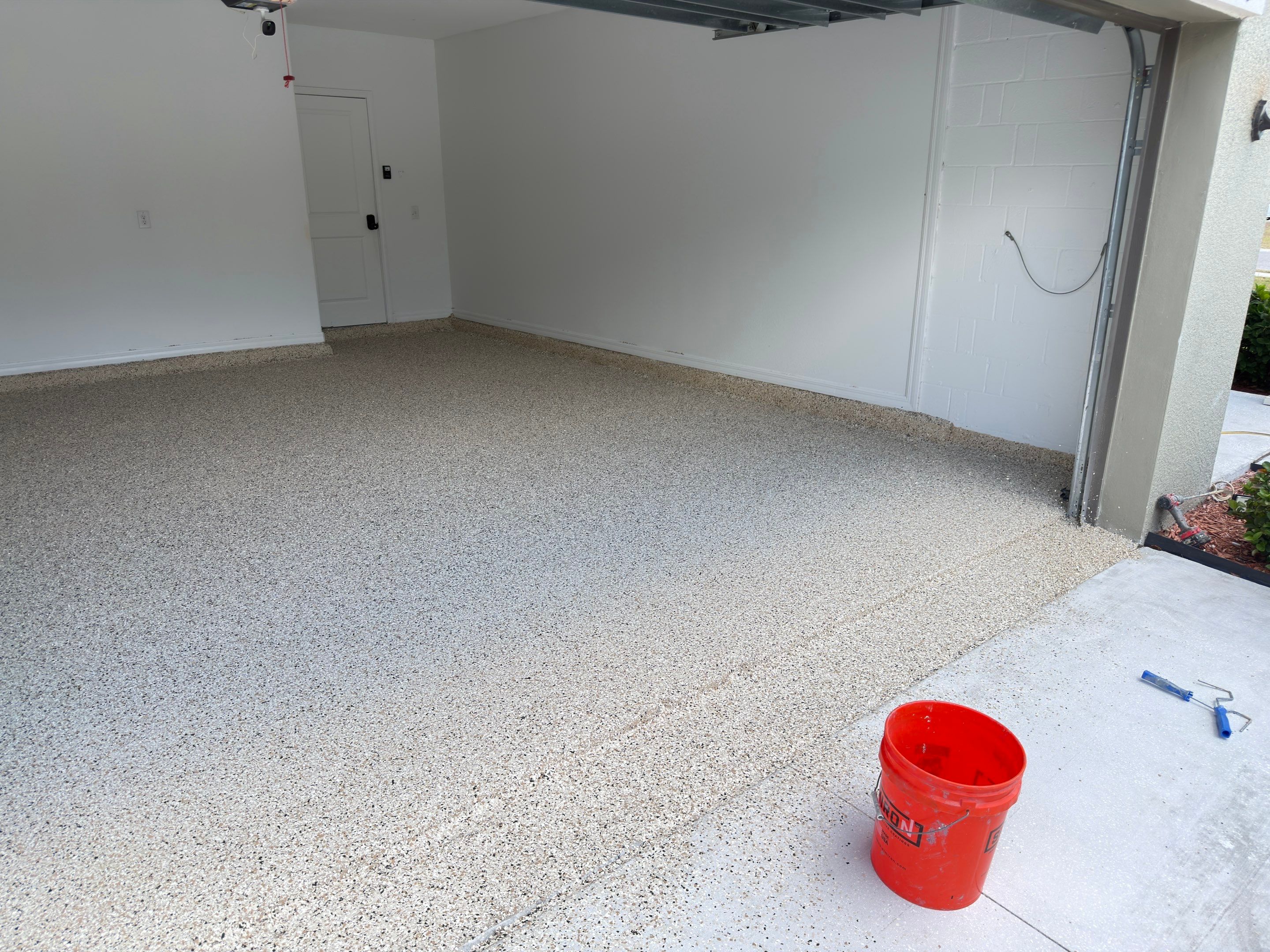 Hudson, FL Garage & Driveway Bundle by Performance Floors & Coating