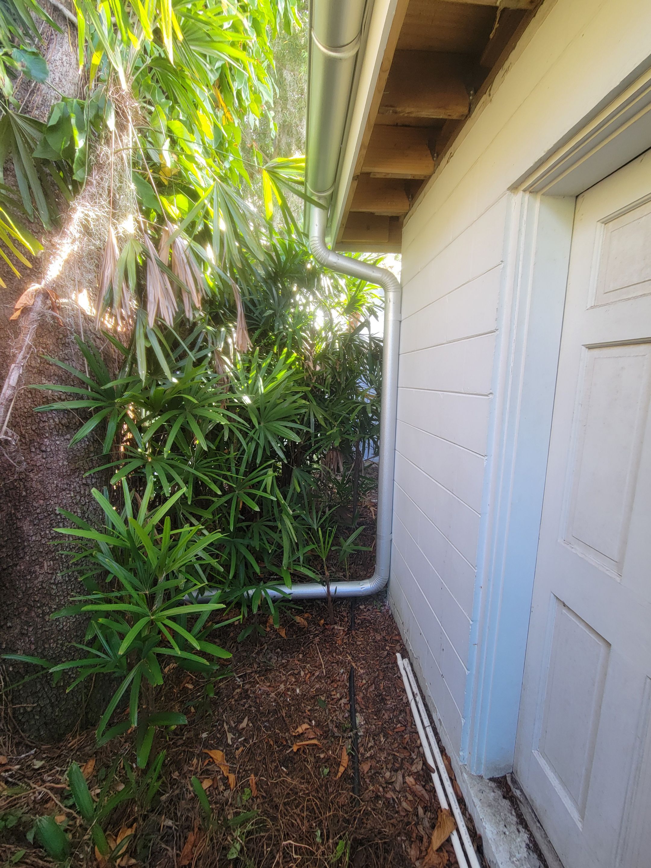 Galvalume Half Round Seamless Gutters and Downspouts in Valrico FL by Gutter Professors