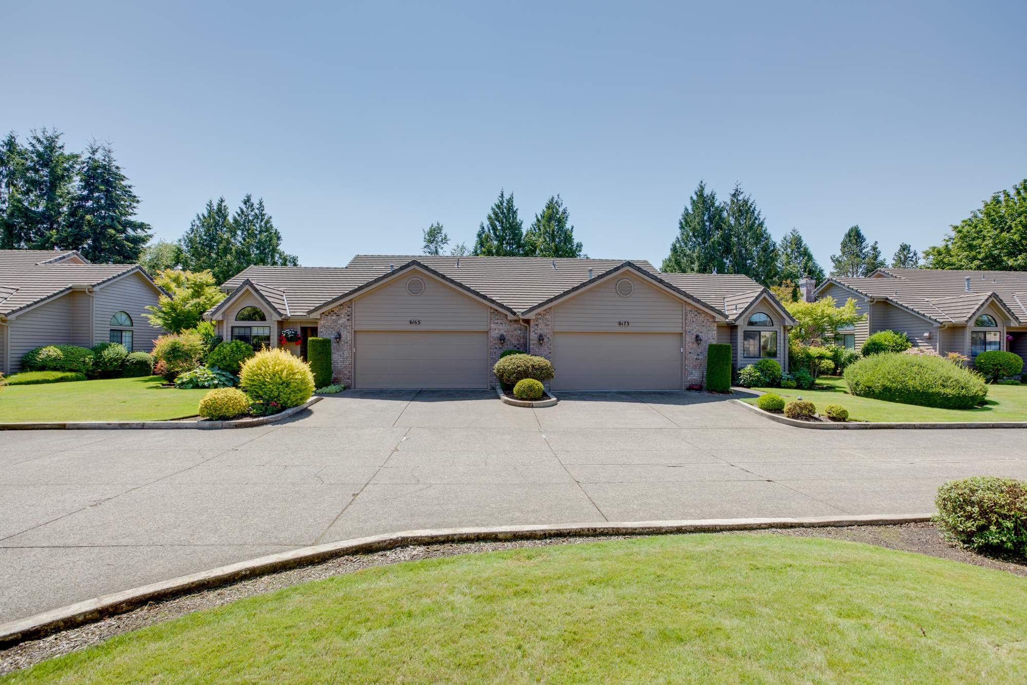 Large HOA Reroof project by Hawthorne General Construction