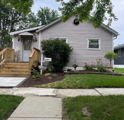 Roof replacement by hail damage using Cobblestone Gray