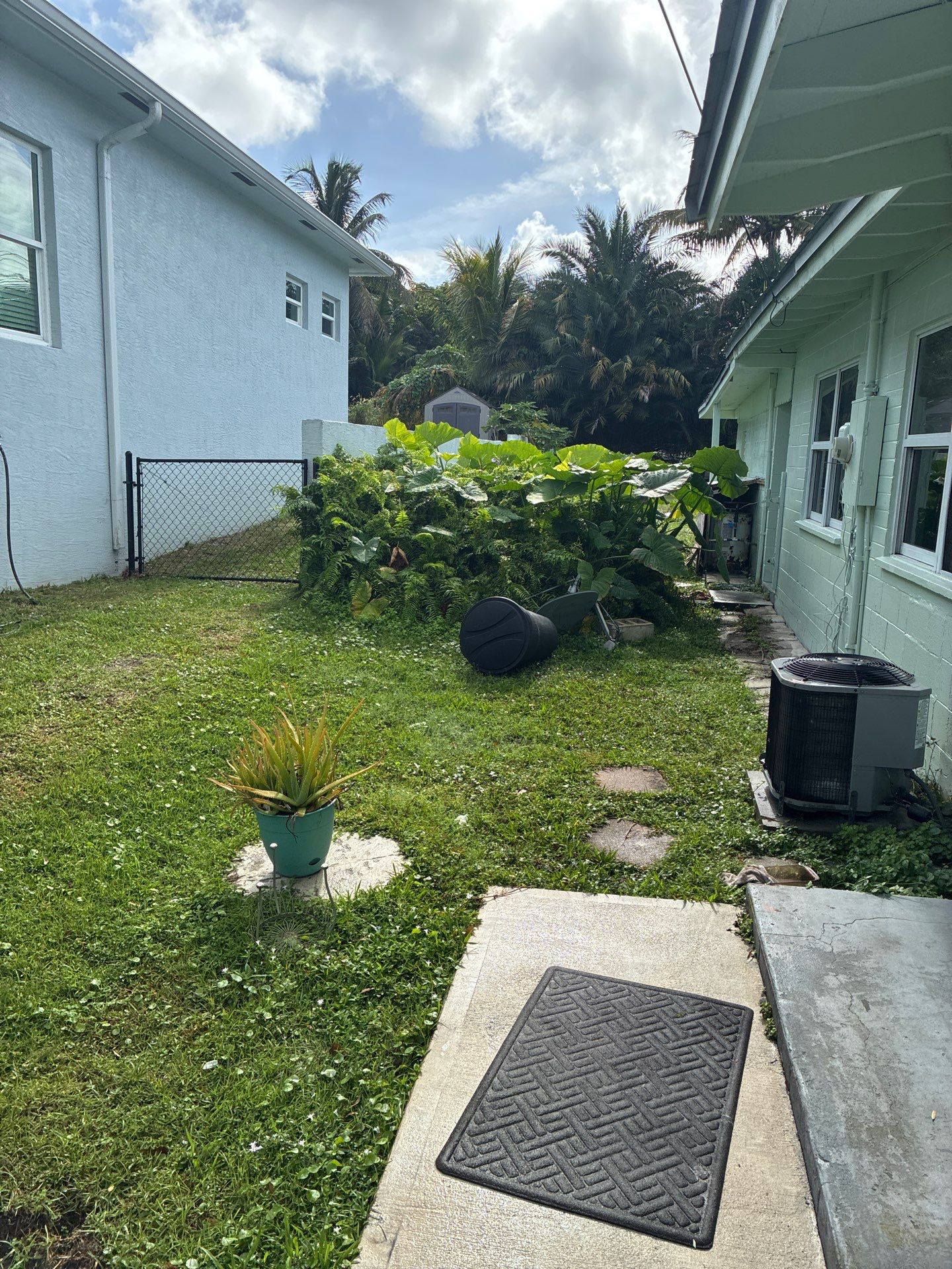 🏡 Pre-Sale Property Cleanup in Old Palm City, FL by Alpha Zeta Enterprises Inc