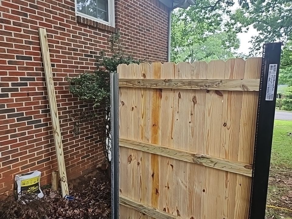 Royal Knoll Lane - Fence Installation  by Pillar and Pine