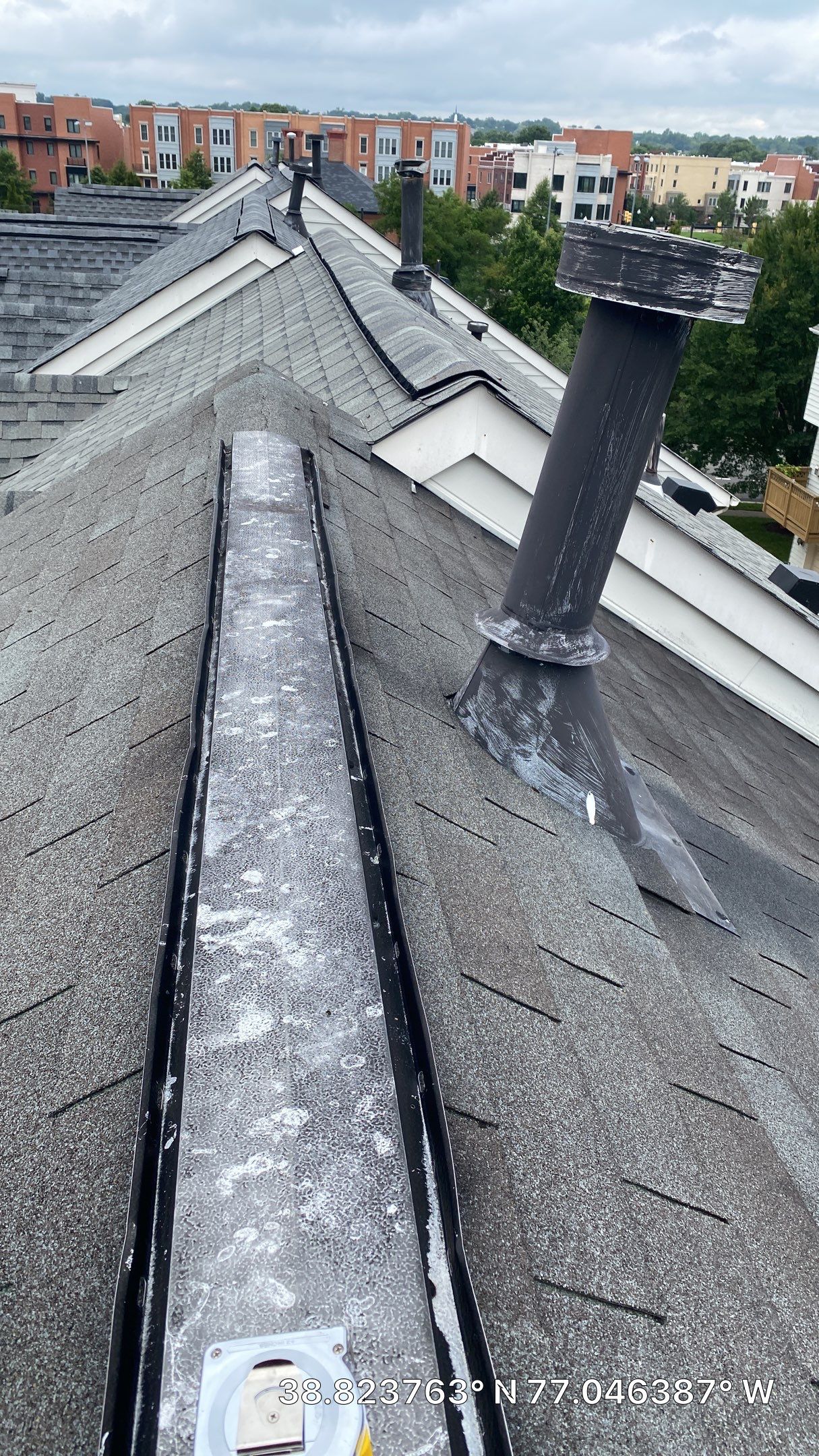 Alexandria: Residential Roof Replacement with CertainTeed Landmark in Georgetown Gray by RM Banning, Inc.