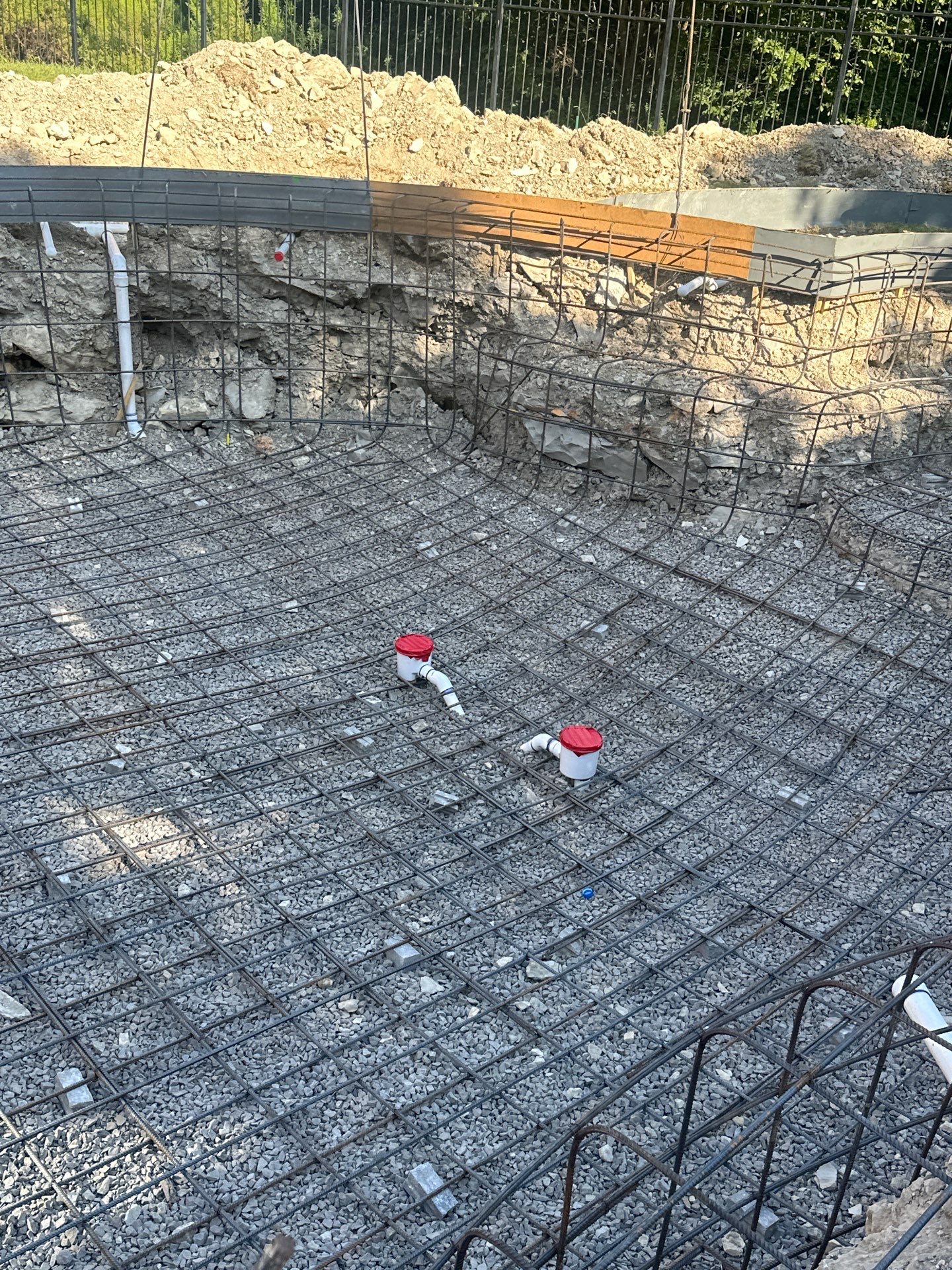 Large Freeform Resort-Style Pool by Pinnacle Pools and Spas - DFW