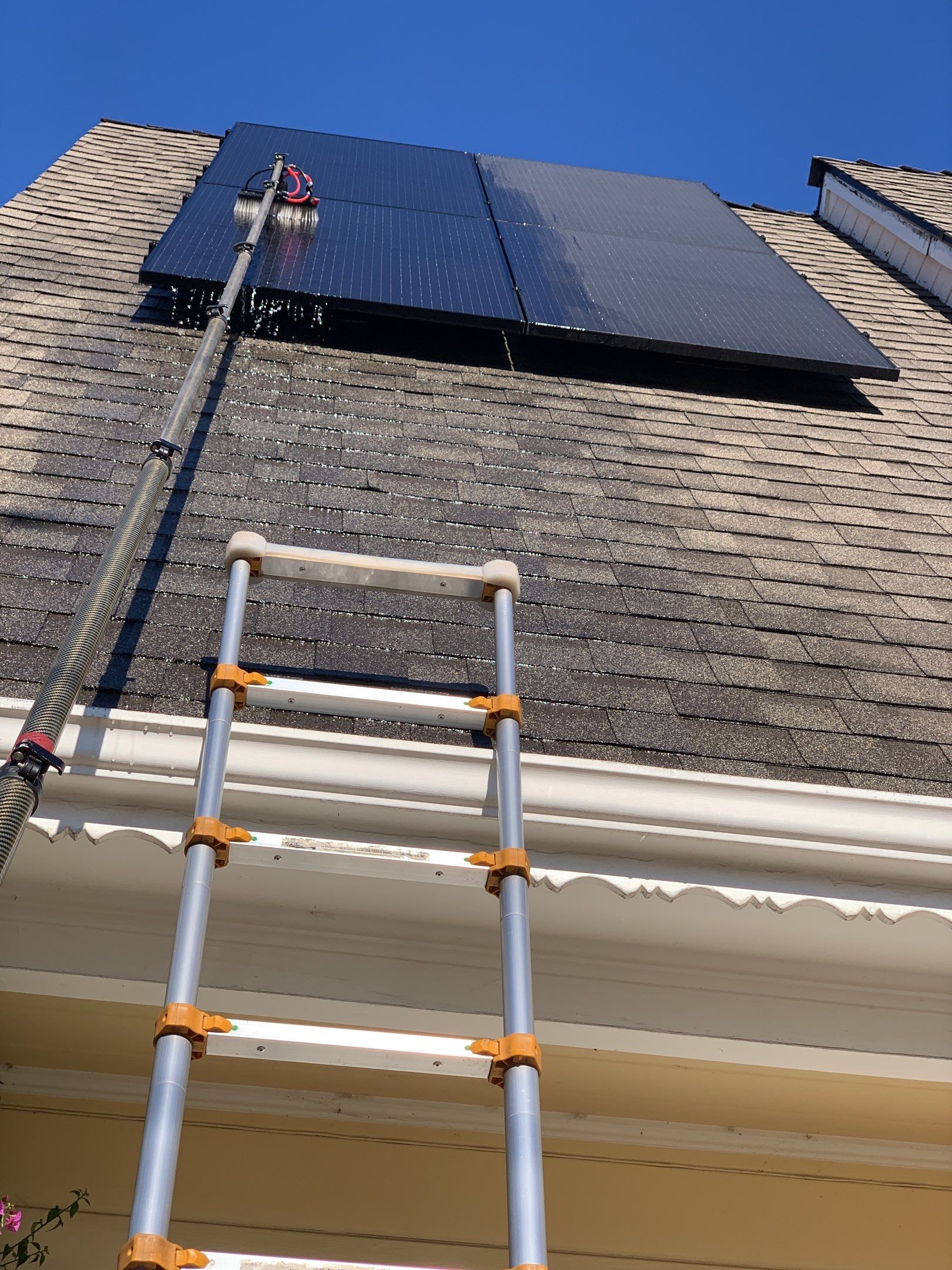 Carlos & Chela’s Home by SpotFree Window Cleaning