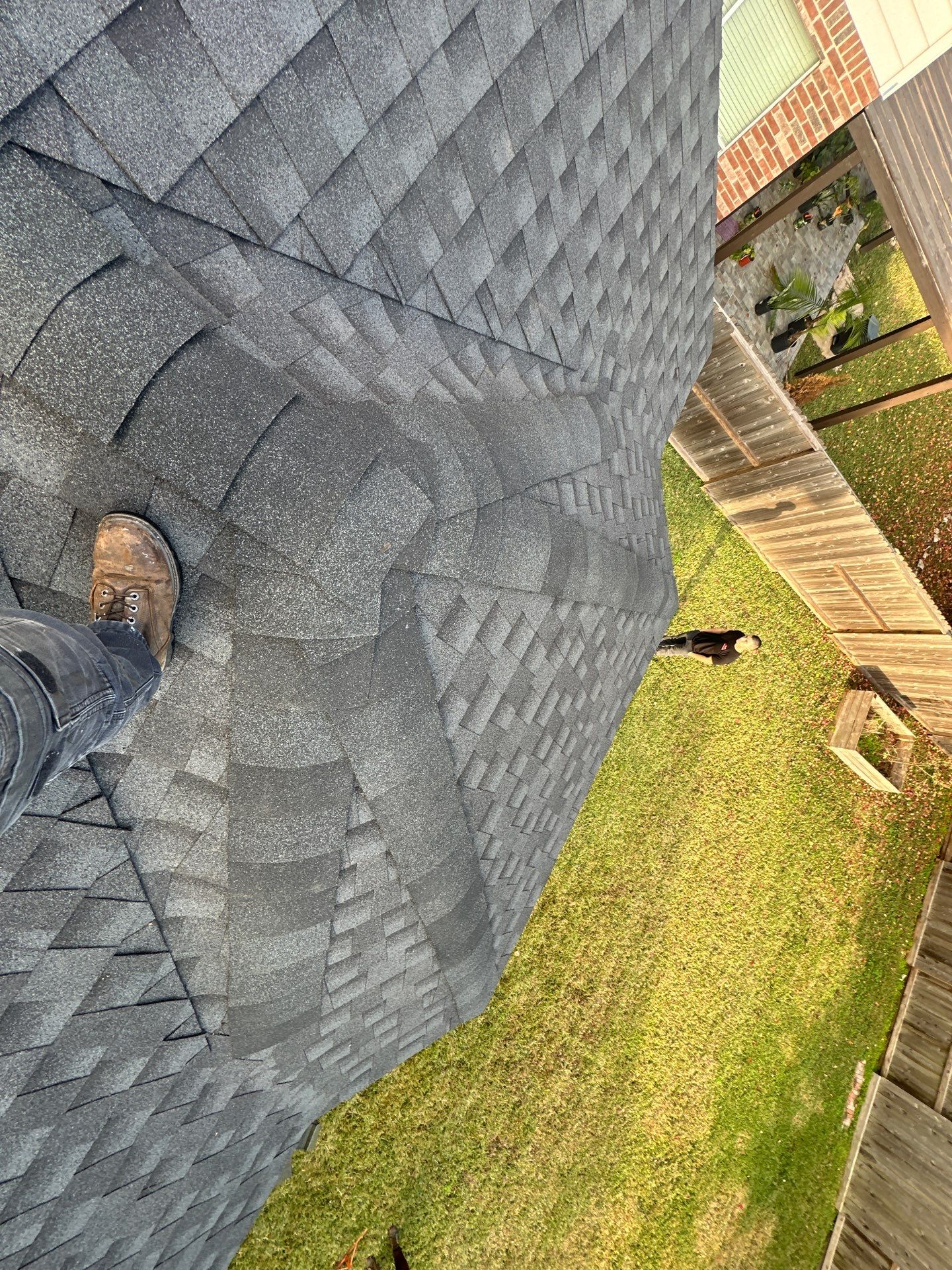 GAF HDZ CHARCOAL W/ PREMIUM RIDGE Z by Motion Roofing