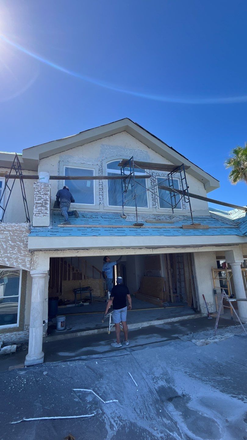 Stucco by Bayfront Roofing and Construction