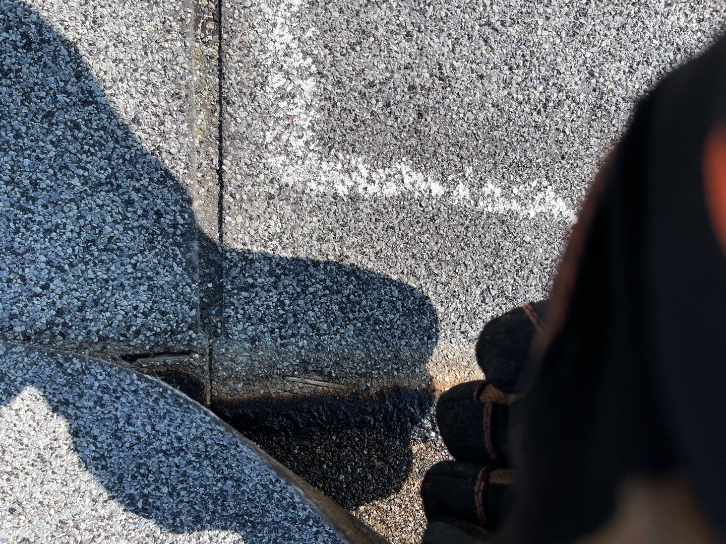 Nampa bungalow gets residential roofing using Owens Corning Oakridge in Teak  by ID Roofing LLC