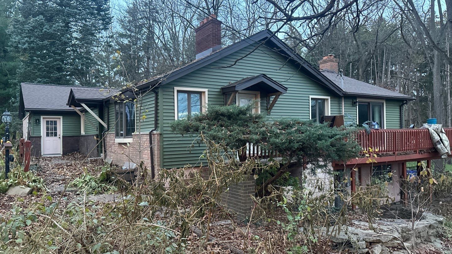 Siding Replacement using CertainTeed Restoration Classis D4 by 180 Contractors