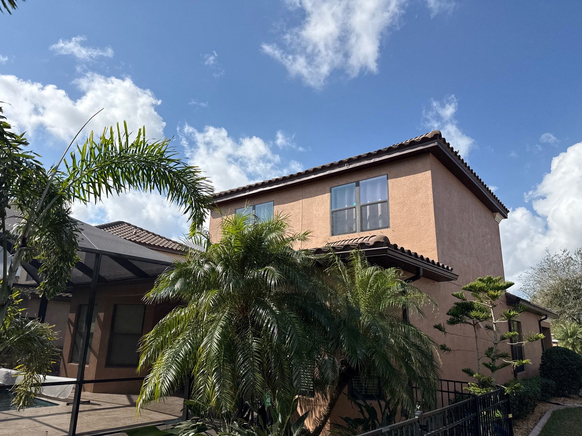 Tile Roof & Pool Deck Cleaning in Artisan Lakes Esplanade, Palmetto, FL – Sunshine AquaWash by Sunshine AquaWash