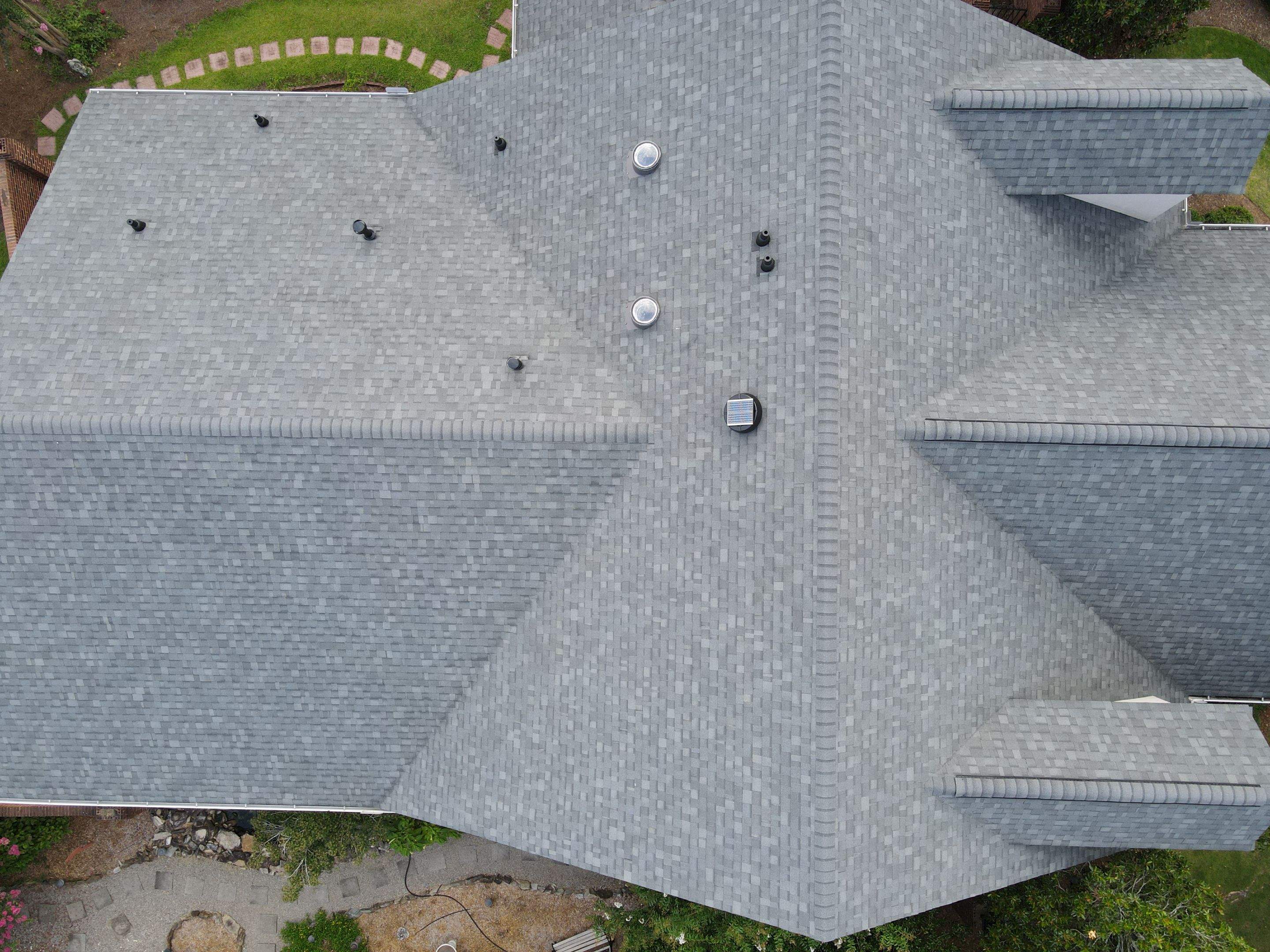 Residential Roofing Installation using Owens Corning® Oakridge Estate Gray by Indigo State Roofing