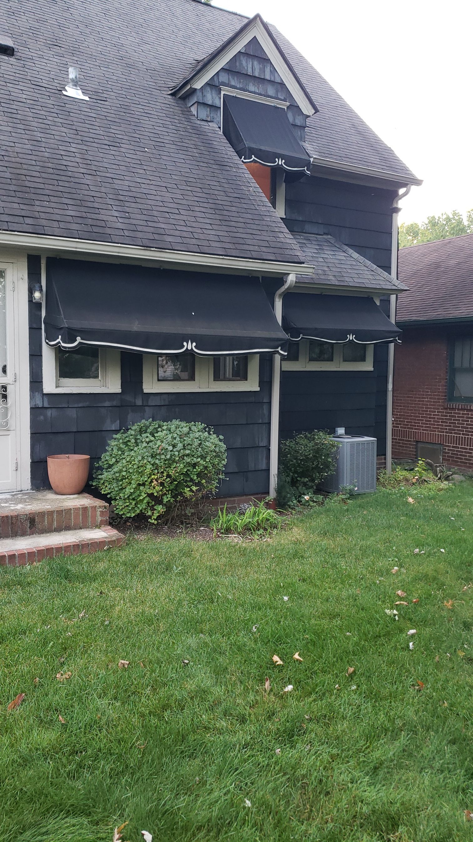 Atlas Pinnacle Pristine Scotchgard: Black Shadow Drip Edge: Black by Eagle Eye Roofing