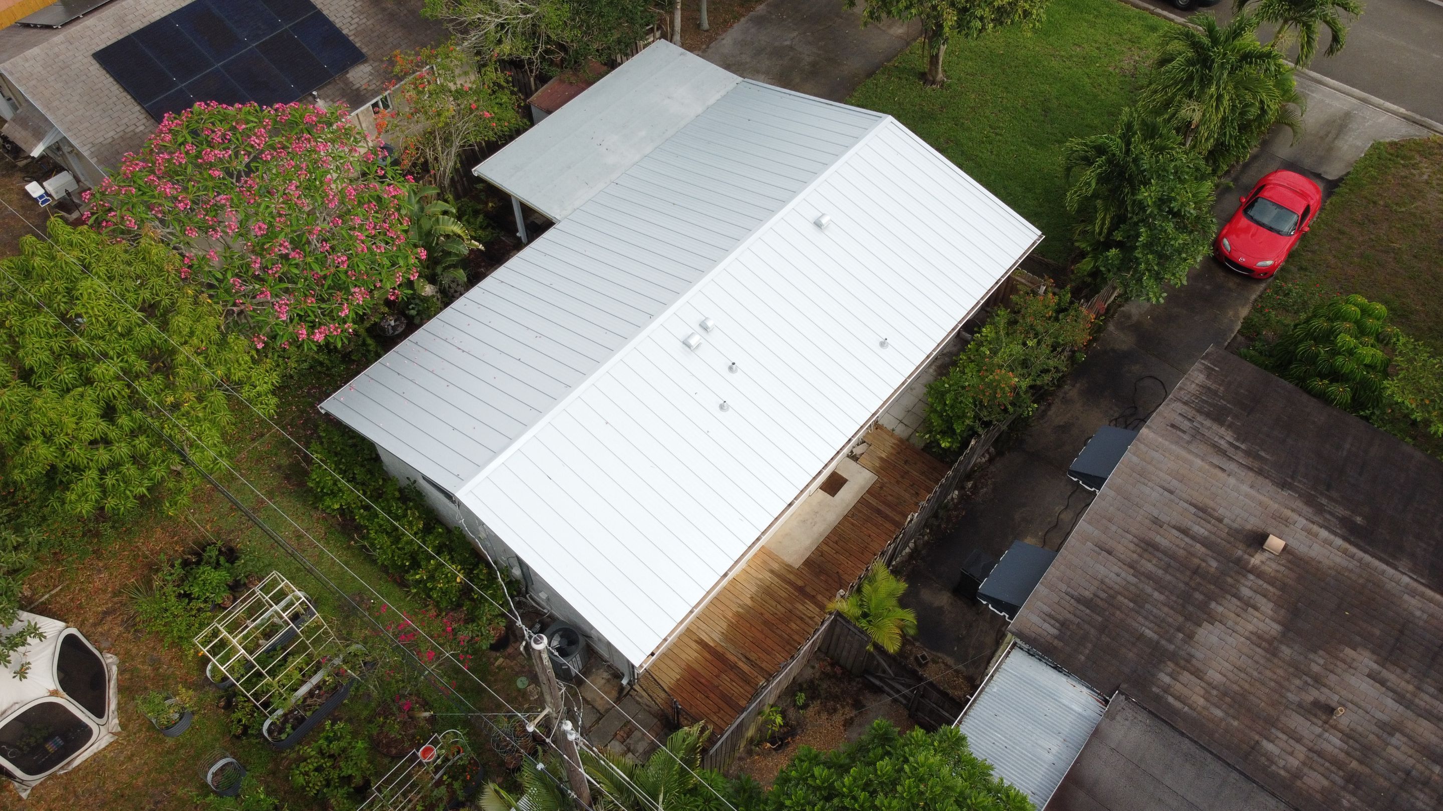 Residential Roofing Installation using 1" Nail strip metal roof by BLUES BROTHERS CONSTRUCTION CORP