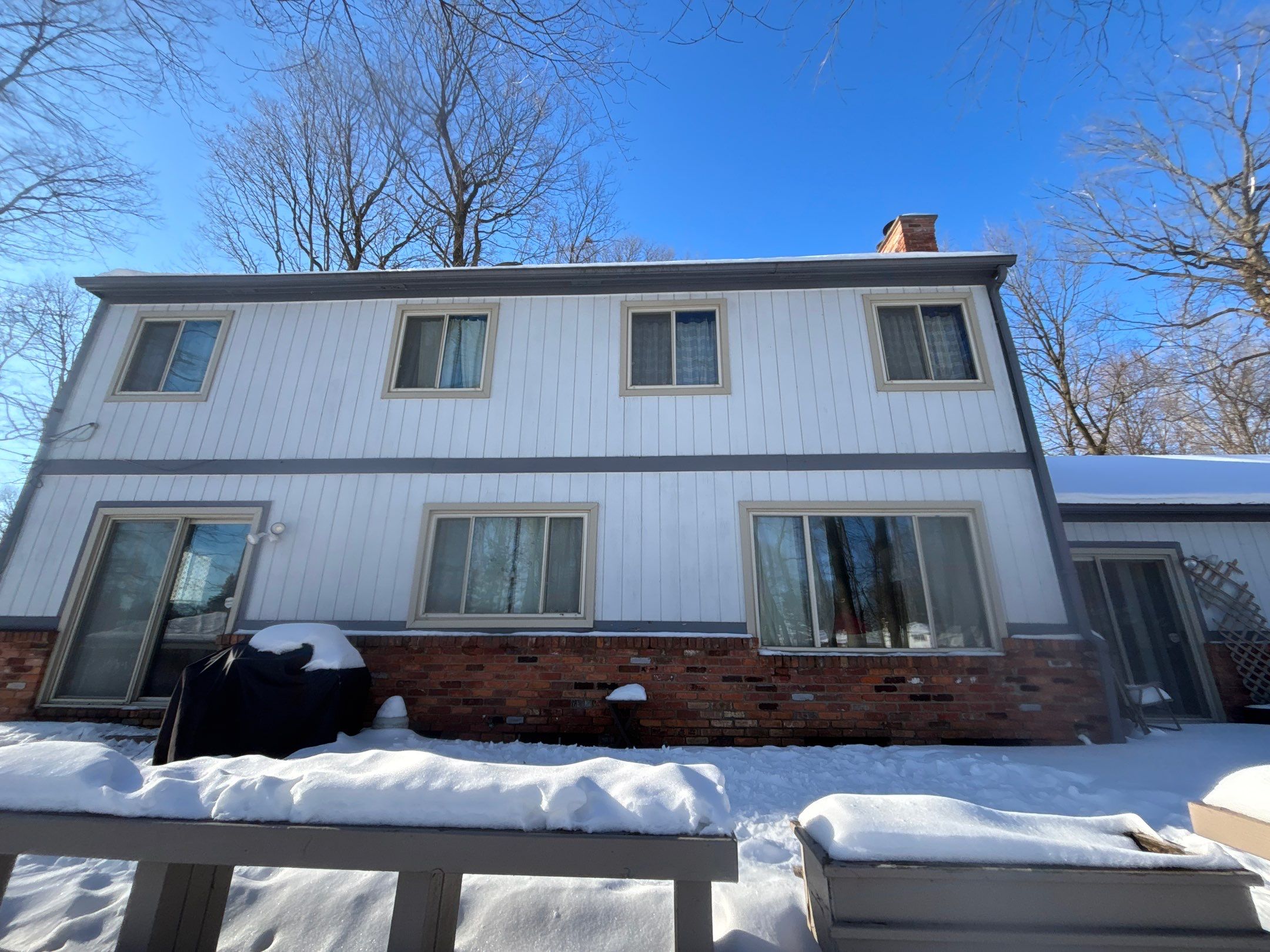 Siding Replacement using Alside Charter Oak D4.5" Deep Moss by 180 Contractors