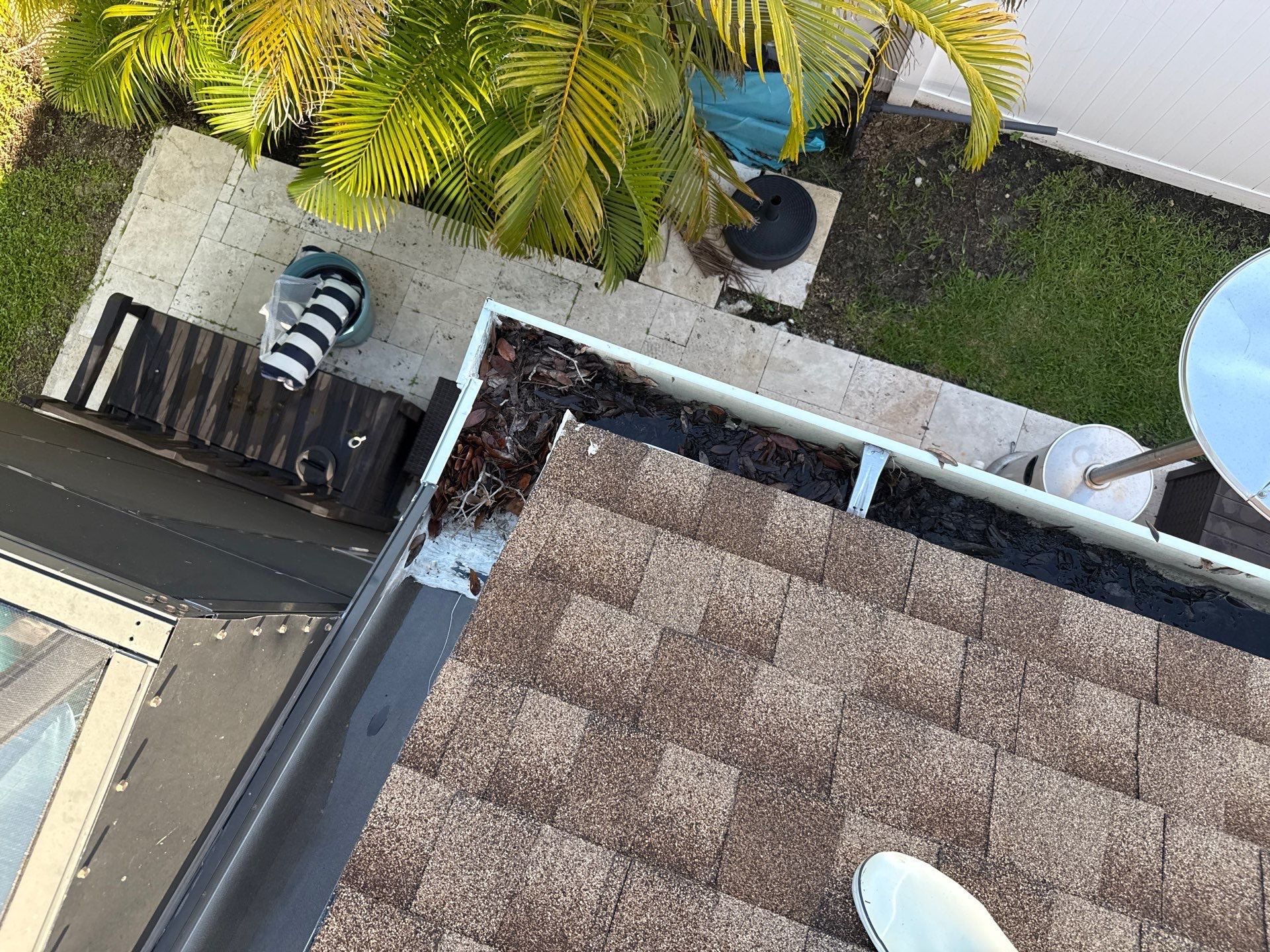 Gutter Cleaning Project – Oakley Place Community, Ellenton, FL by Sunshine AquaWash