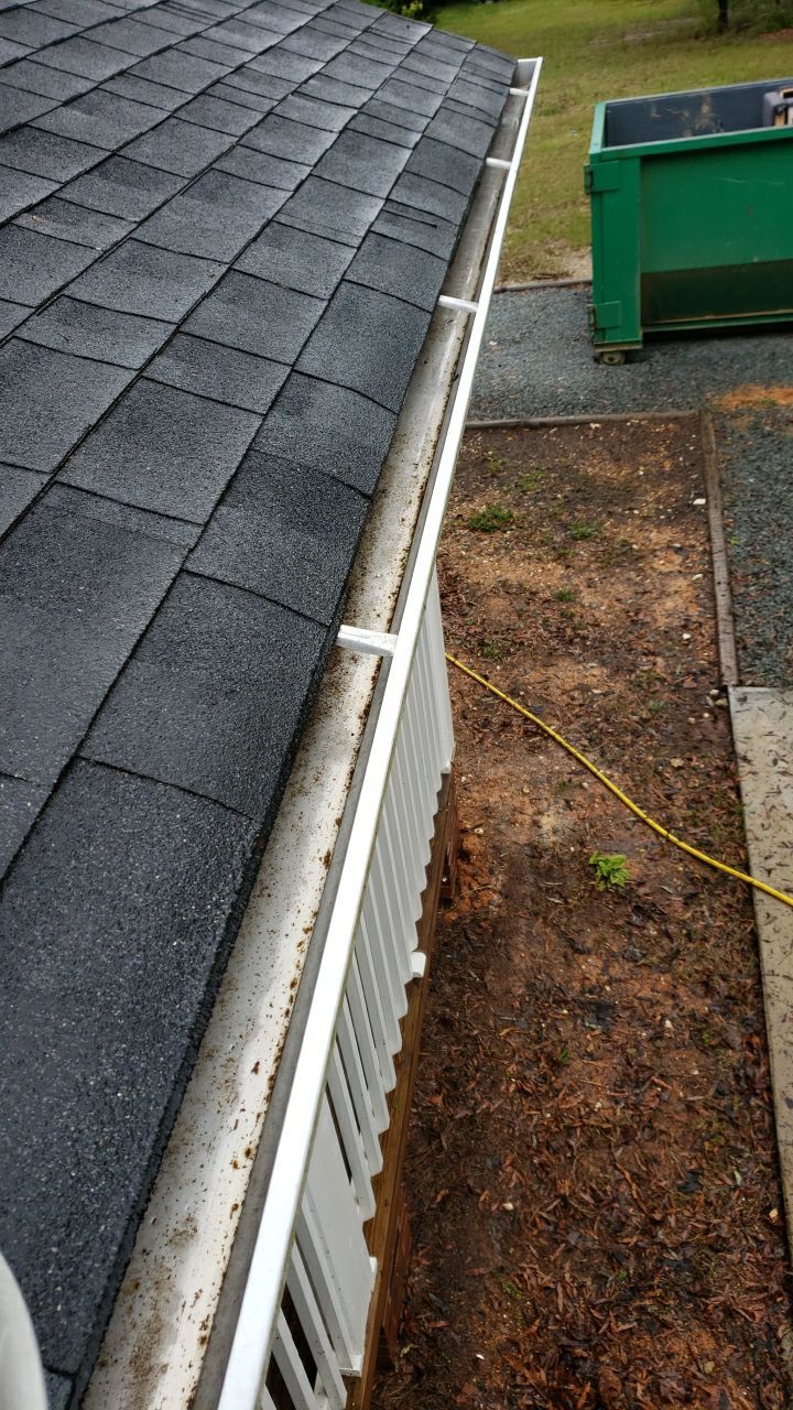 House Wash using cleaner by Power Wash Masters LLC