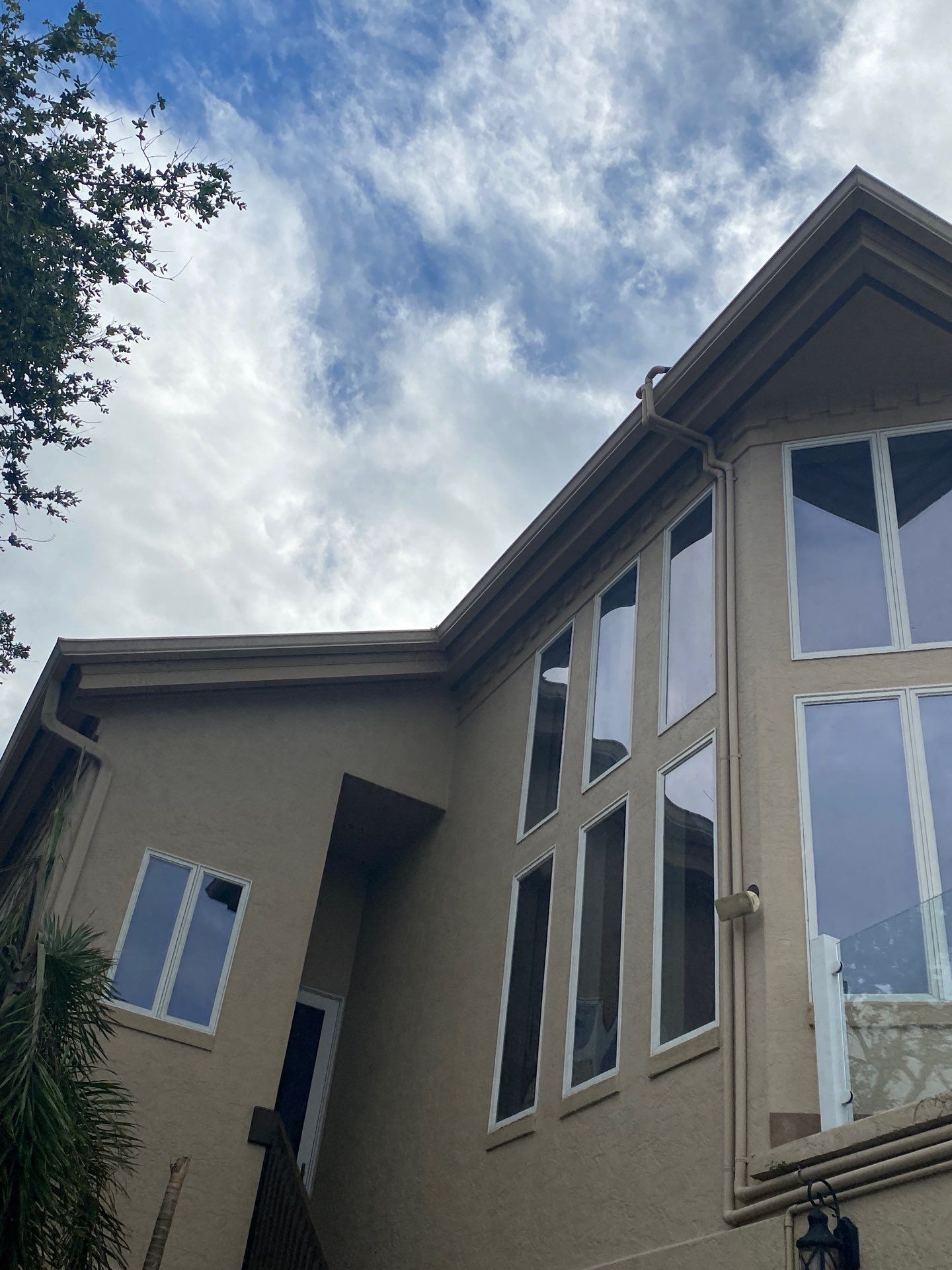 Seamless Gutters in Sarasota FL by Gutter Professors