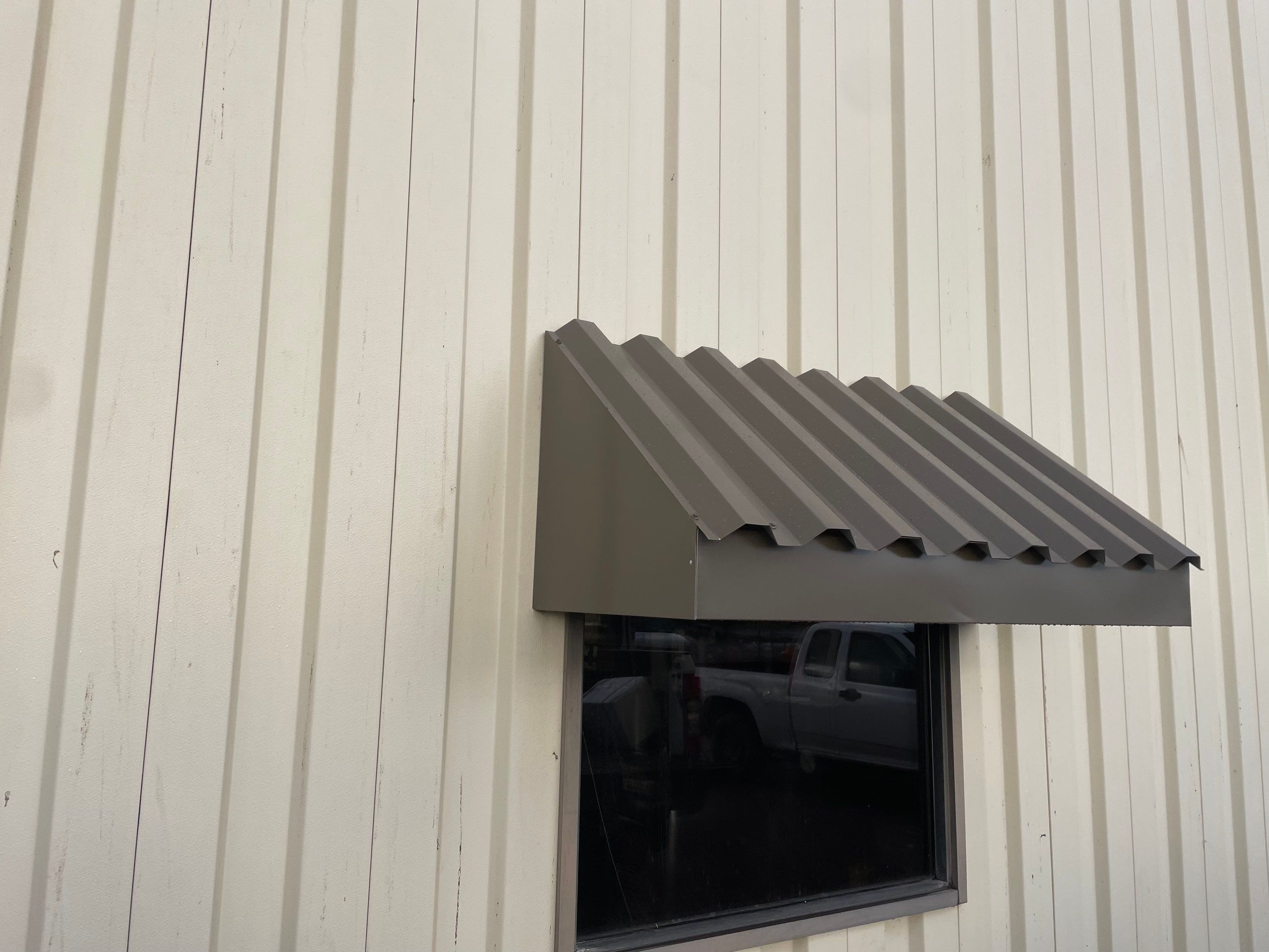 Saddle Tan Standing Seam by Reimagine Roofing