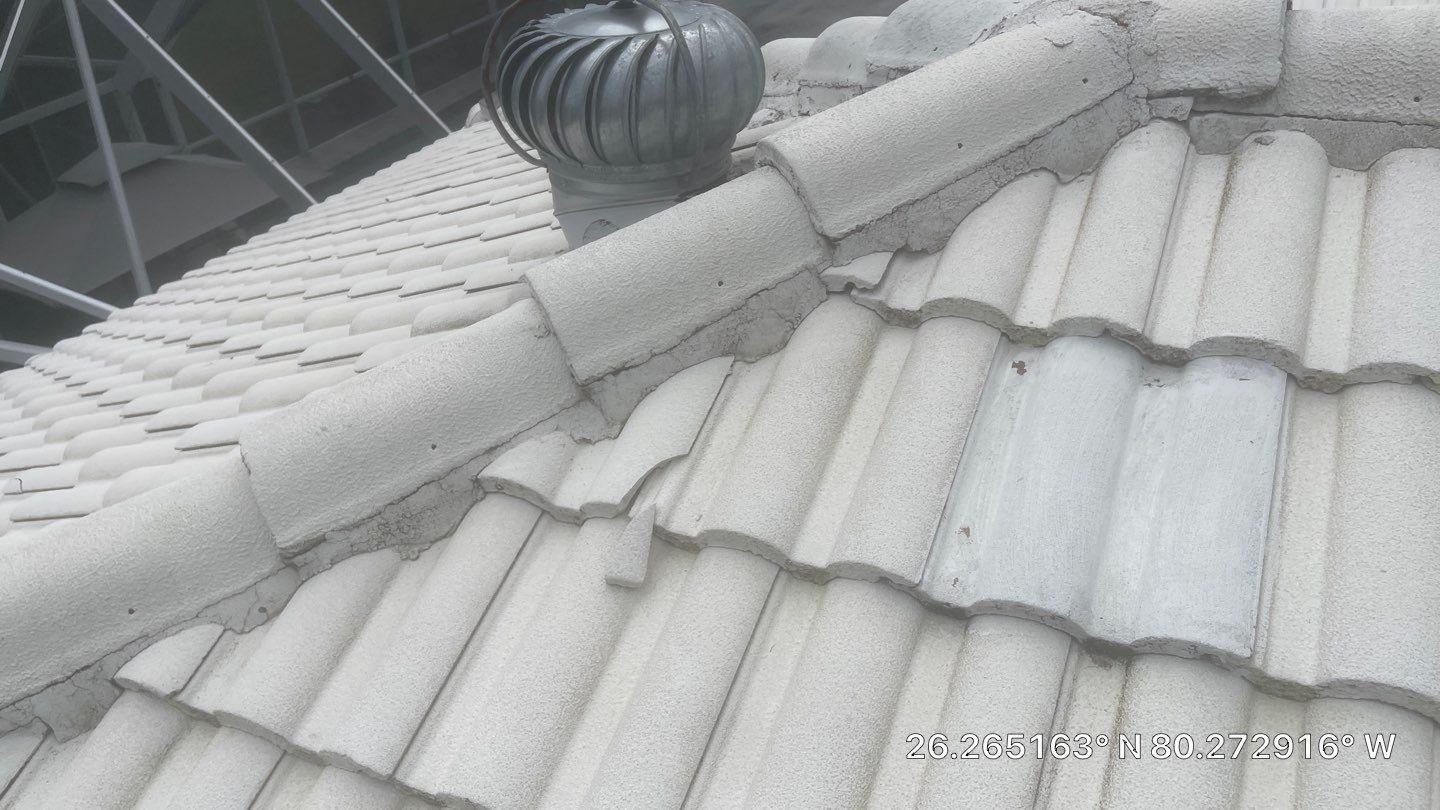 π Customer Spotlight: Lee M. (Black Boater) β Aastro Roofing Delivers Exceptional Service Again! π by Aastro Roofing