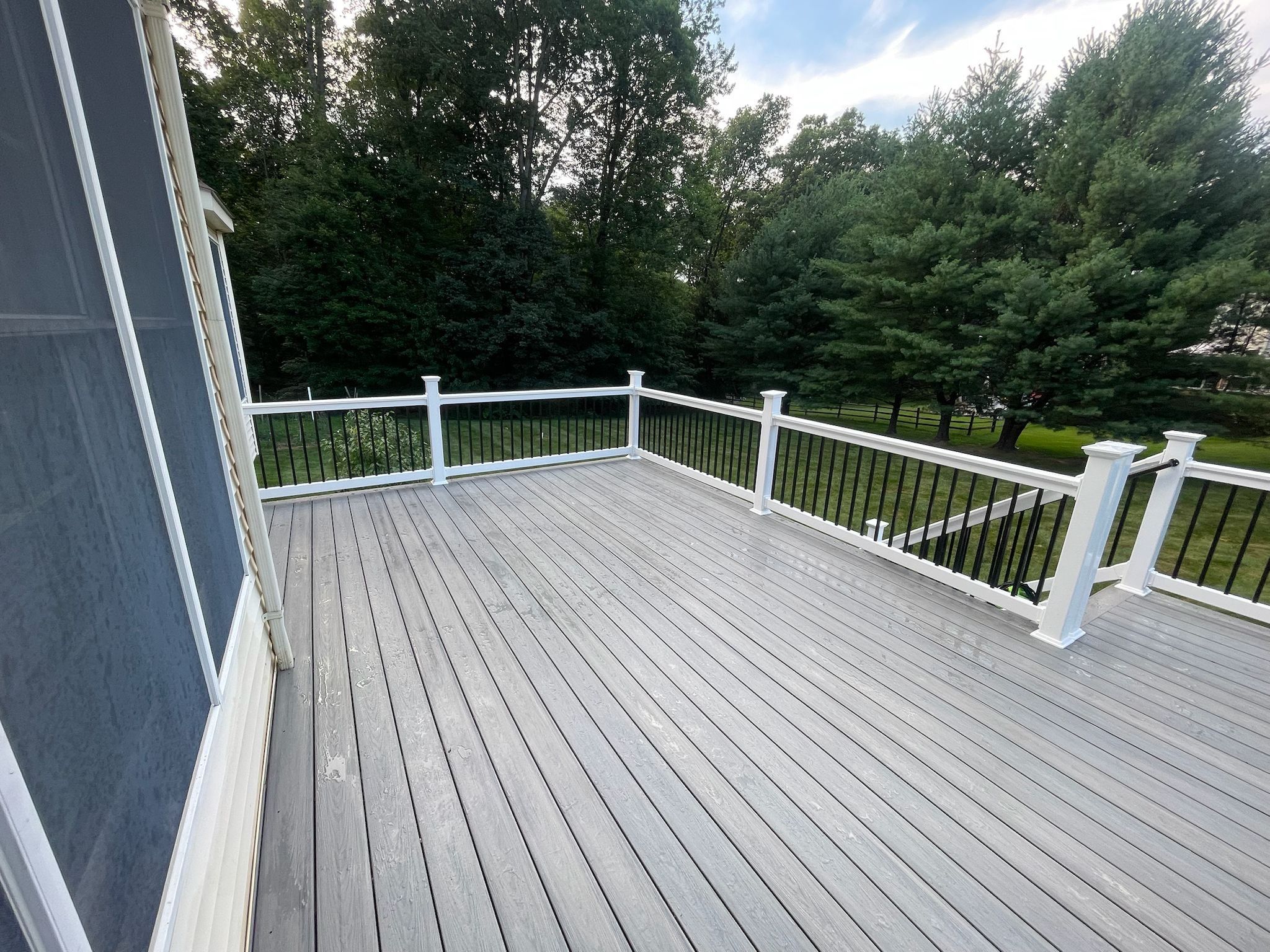 New deck in Raritan Township, New Jersey by deck guardian