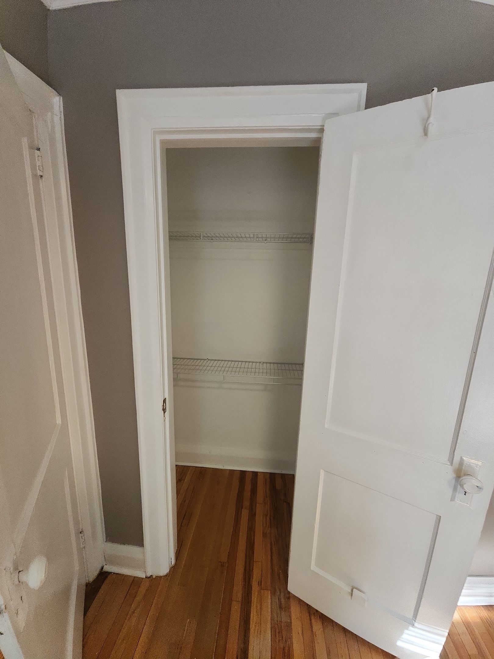 Comprehensive Interior and Exterior Residential Painting and Drywall Repair in Toronto by GTA HOME PAINTING