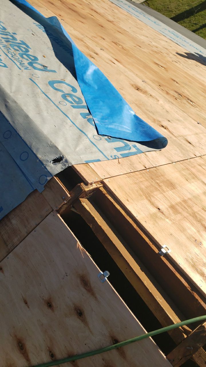 Springfield: CertainTeed Landmark Designer Shingles in Burnt Sienna by RM Banning, Inc.