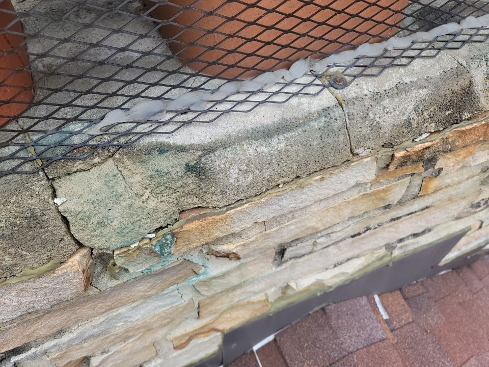 Brand: Atlas Pinnacle Color: Pristine Scotchgard Black Drip: Black by Eagle Eye Roofing