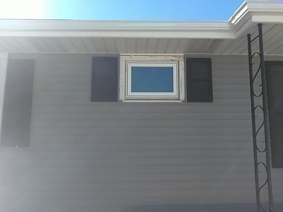 Exterior Siding and Window Replacement by Ivy Lea Construction