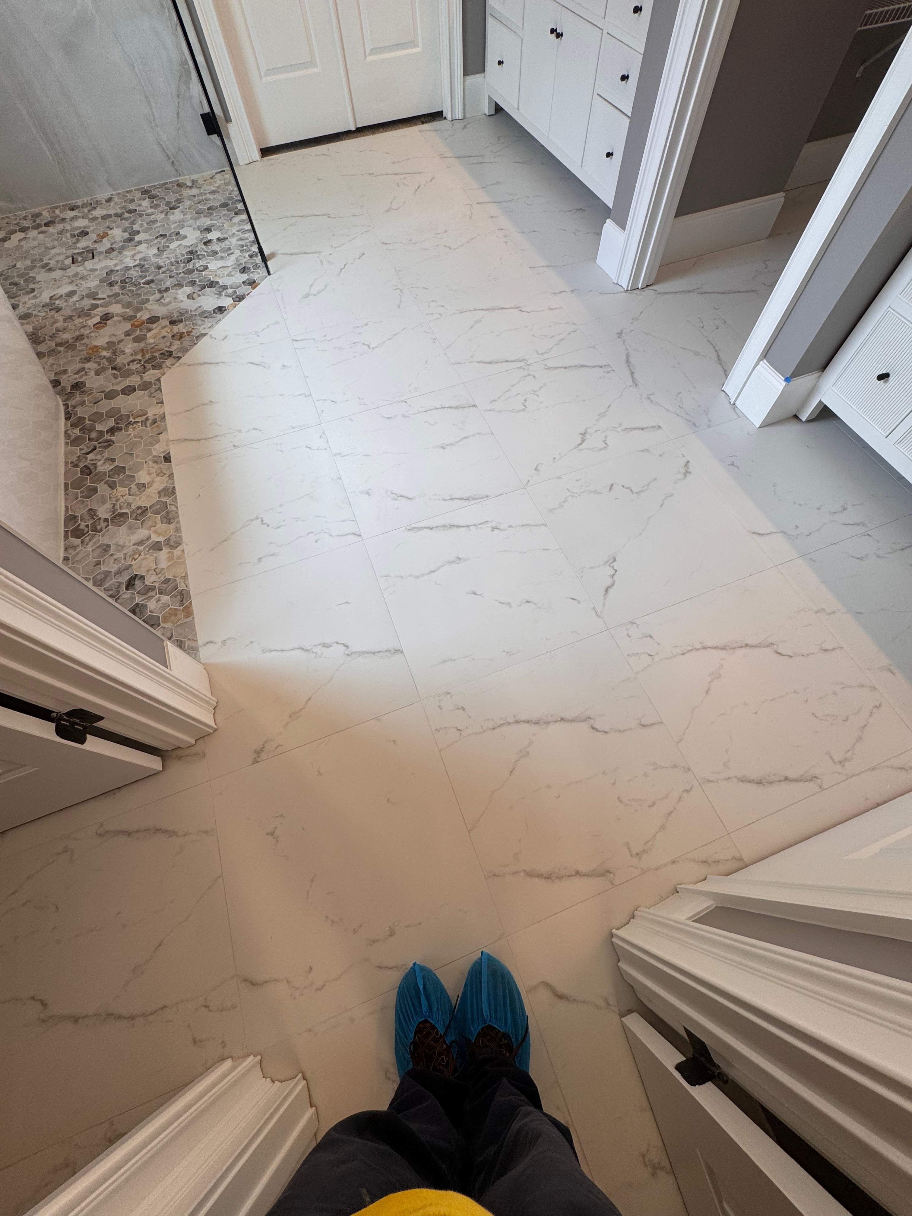 Master bathroom renovation by Prudencio