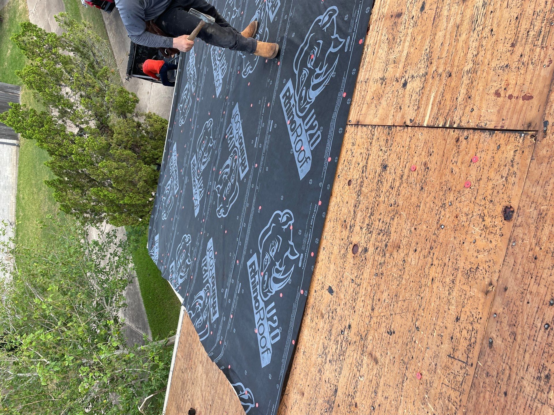 Residential Roofing Installation using Owen's Corning Duration (Lifetime) Shingles by Roof Repair Company