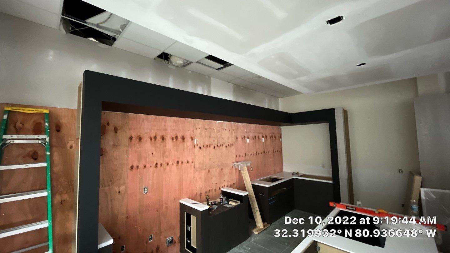Construct Living Kitchen by Thompson Industrial