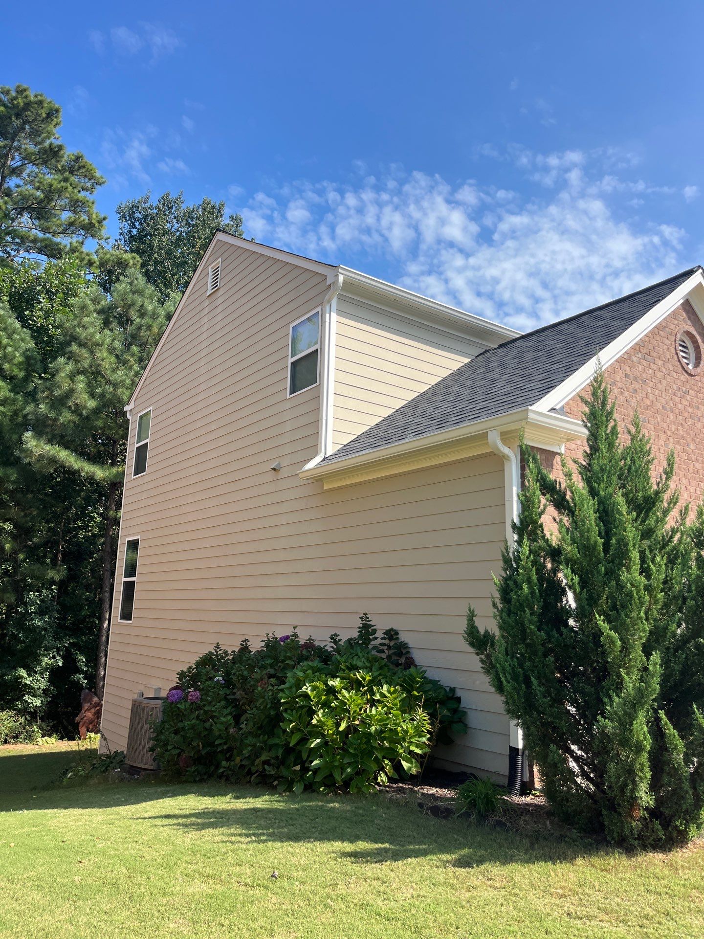 Soffit, Fascia, and Gutter Replacement in Acworth, GA by Nelson Exteriors 