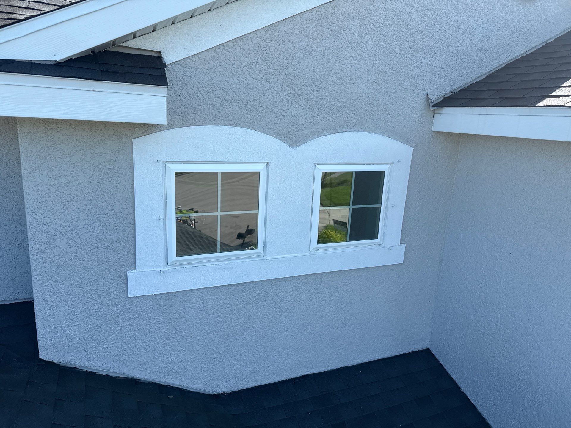 HOA-Required House Wash & Concrete Cleaning – Old Mill Preserve, Palmetto, FL by Sunshine AquaWash