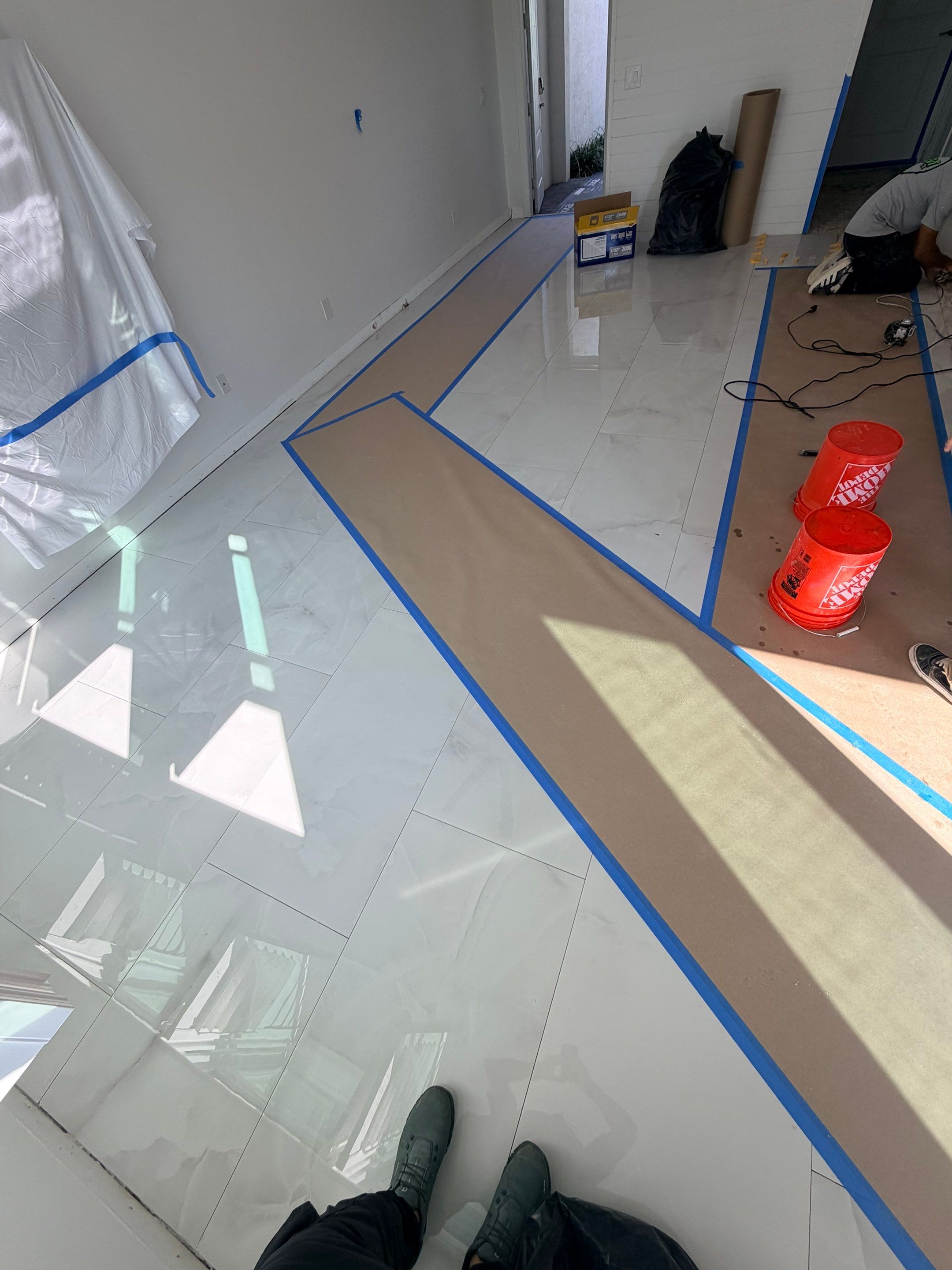 Floors and Baseboards - Wellington by Hevi Tile