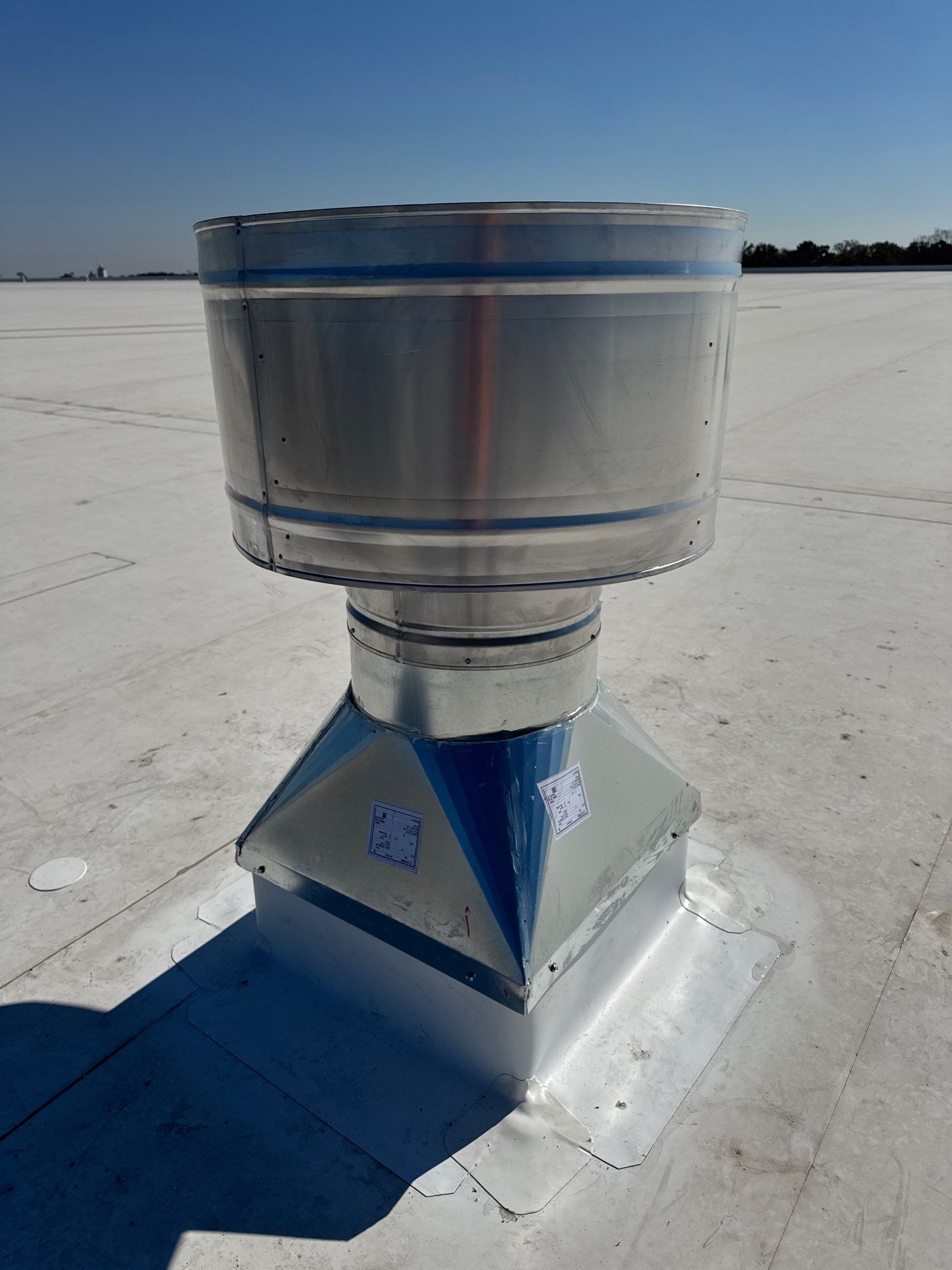 Modern BYLT Roofing featured photo.